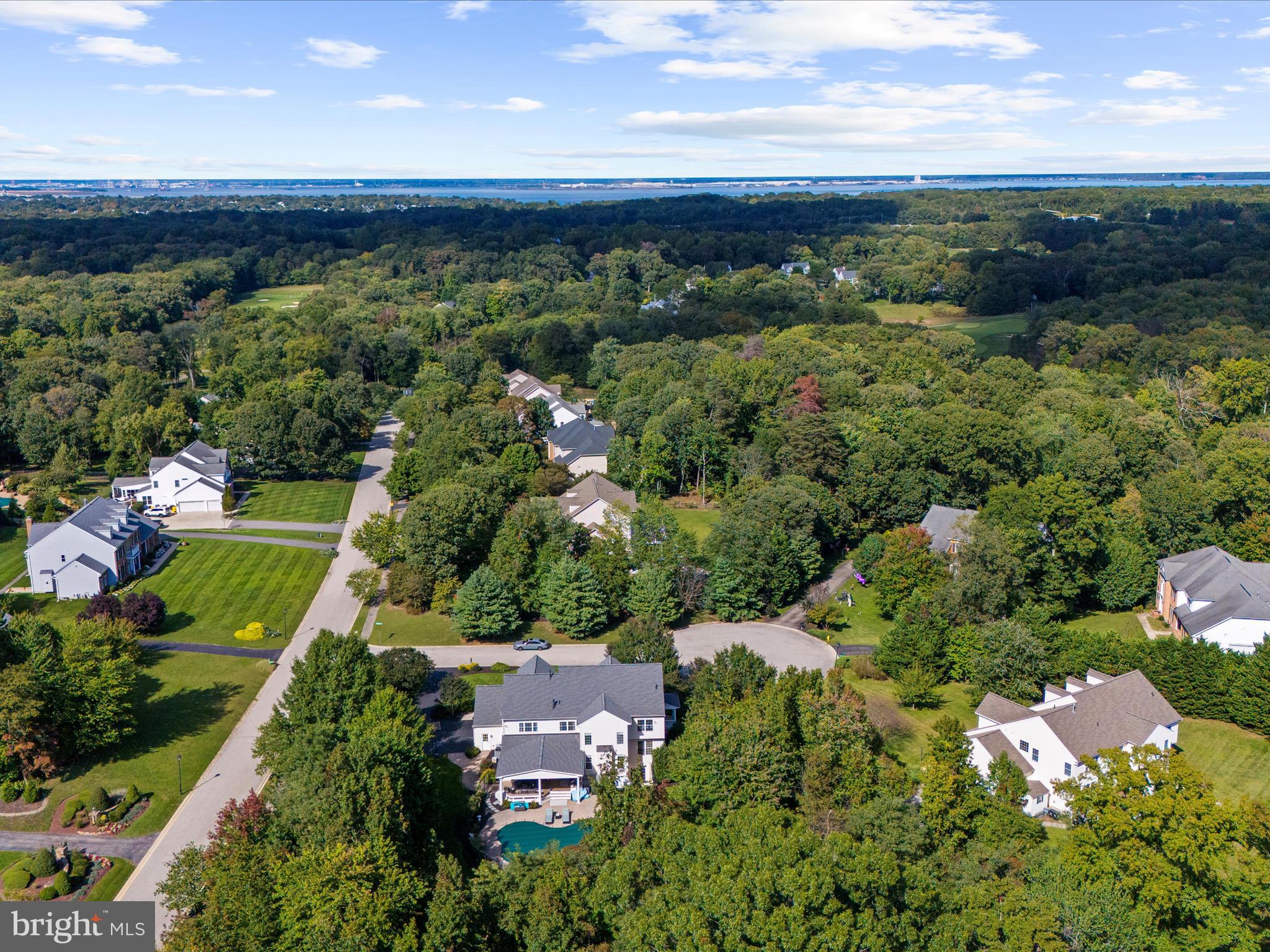 COMPASS POINTE - Residential