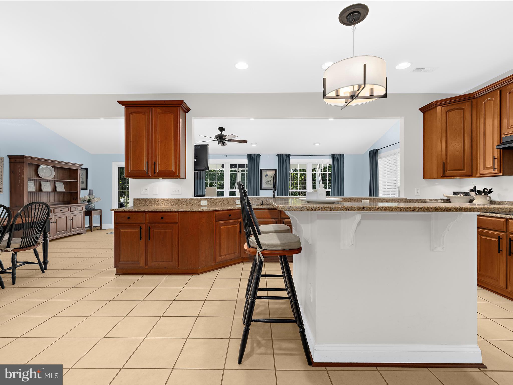 COMPASS POINTE - Residential