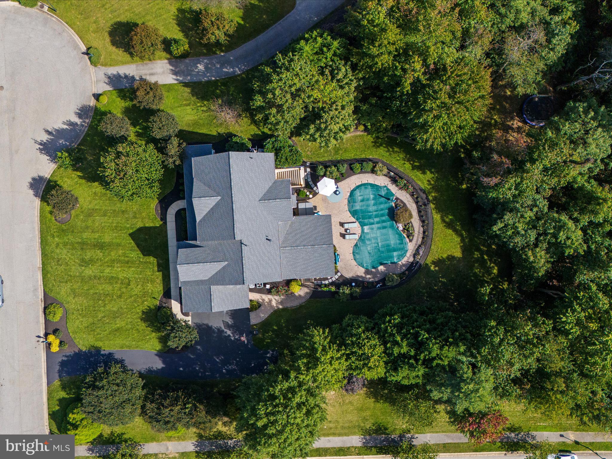 COMPASS POINTE - Residential