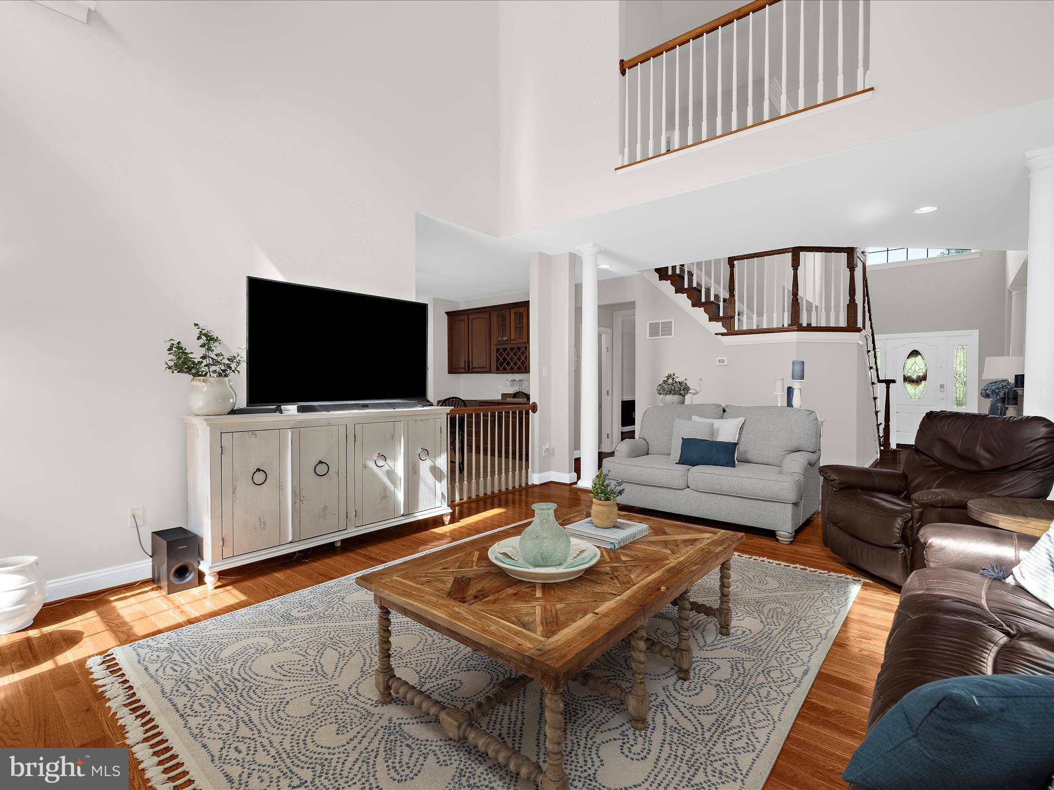 COMPASS POINTE - Residential