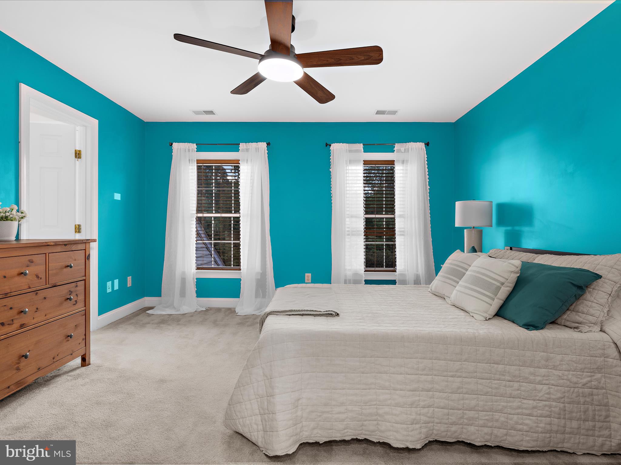 COMPASS POINTE - Residential