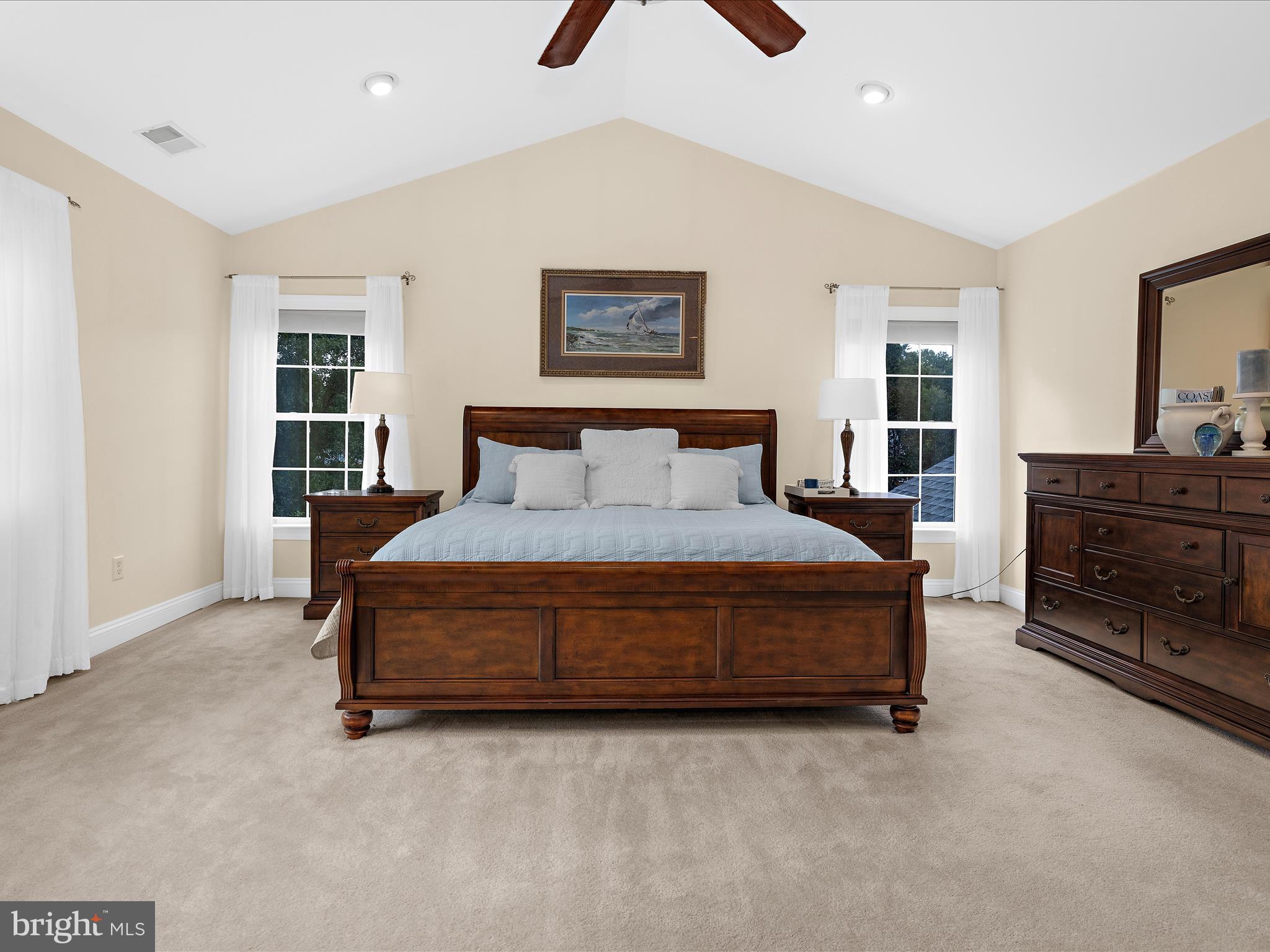 COMPASS POINTE - Residential