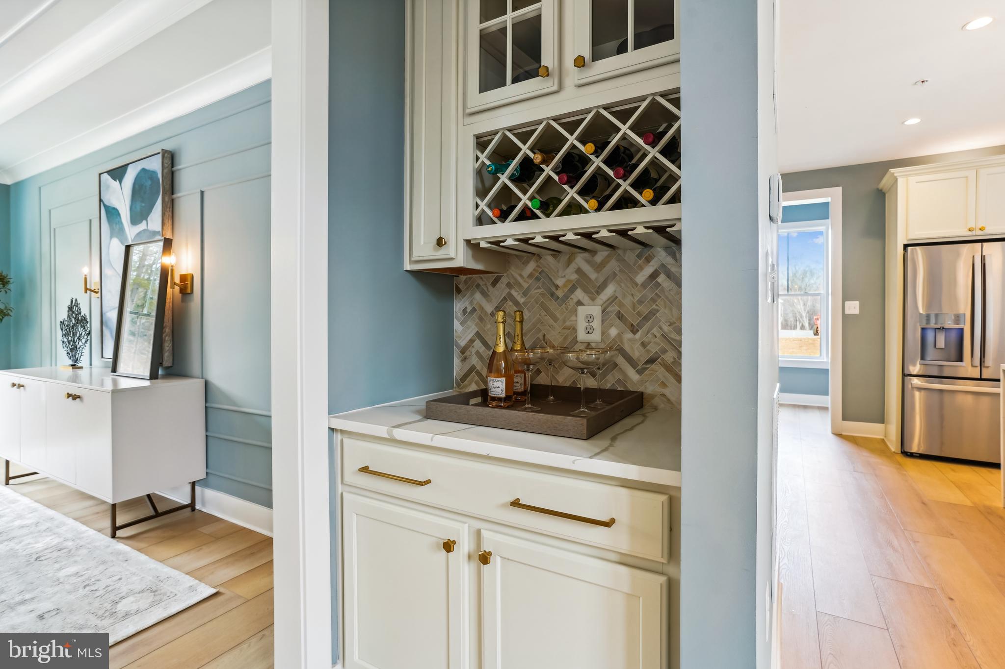 16014 PITCH PINE COURT