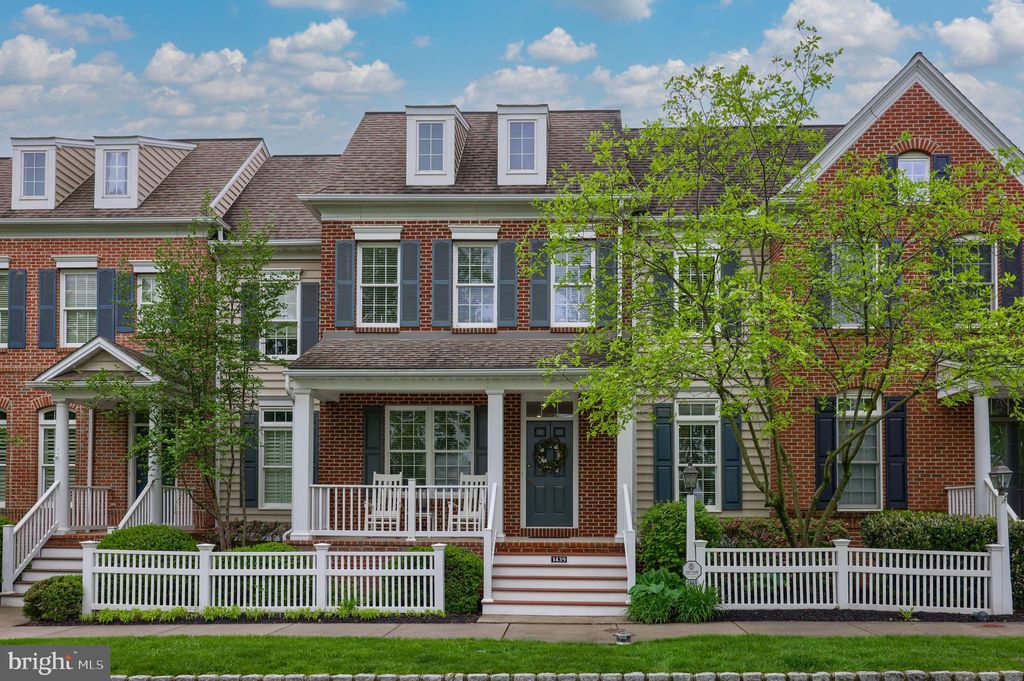 Photo of 1439 Hammock Way, Lancaster, PA 17601 (MLS # PALA2050662)