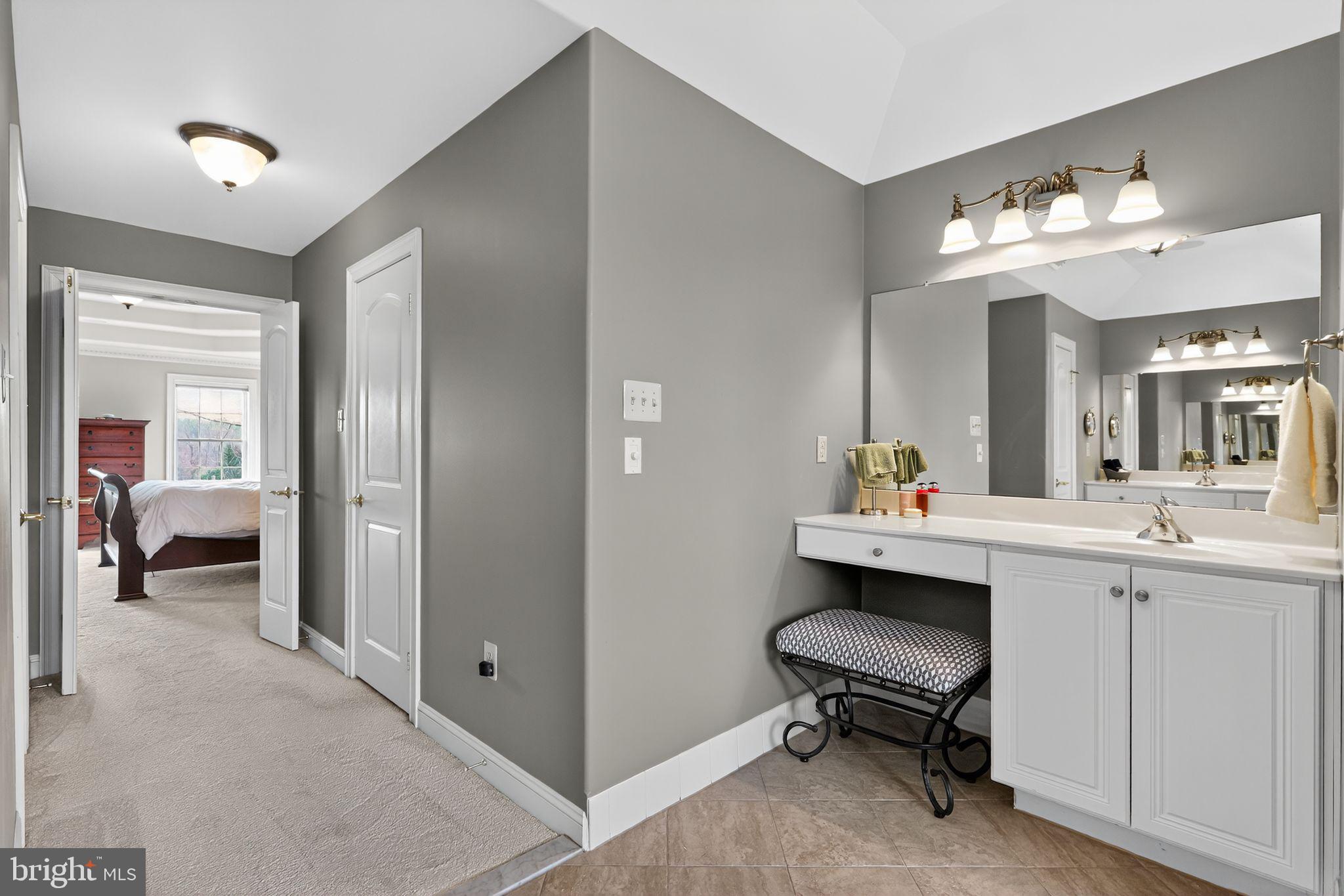 ENCLAVE AT EVANSBURG - Residential