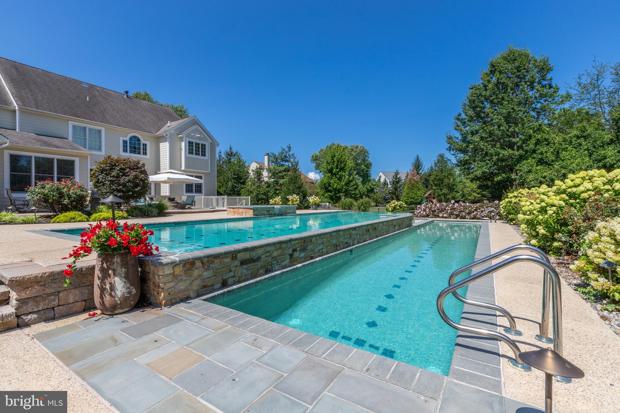 ENCLAVE AT EVANSBURG - Residential