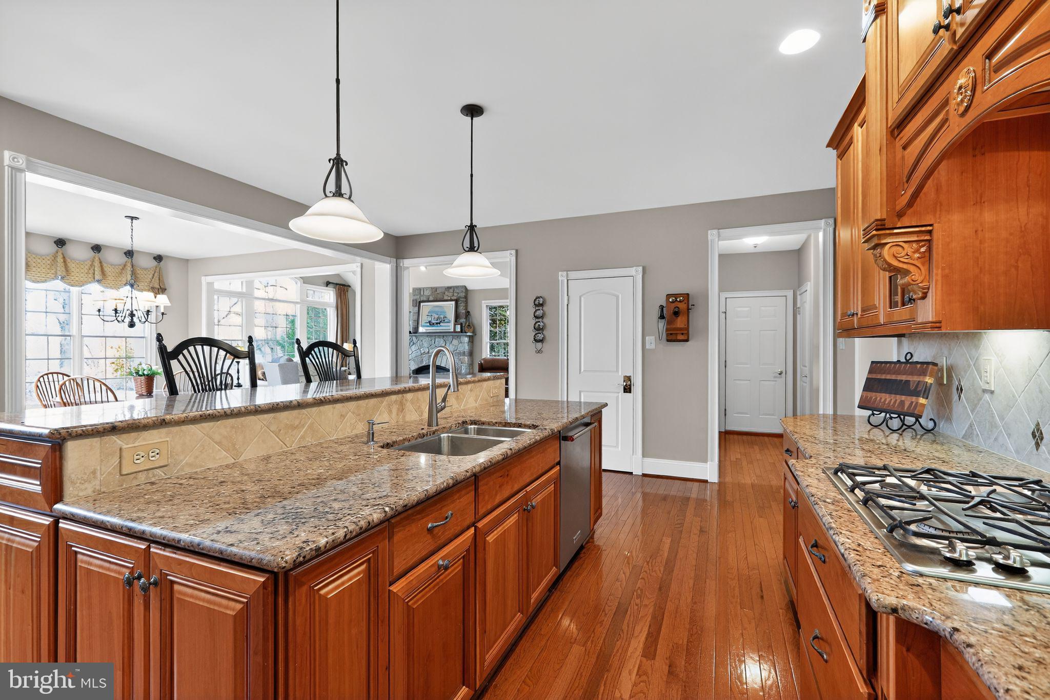 ENCLAVE AT EVANSBURG - Residential