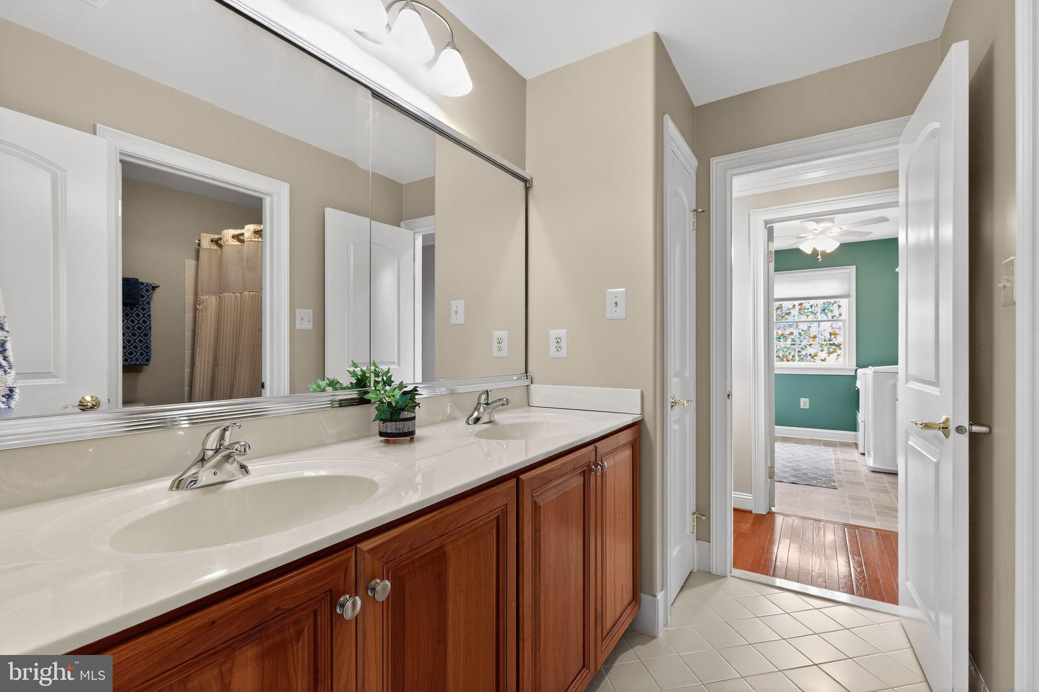 ENCLAVE AT EVANSBURG - Residential