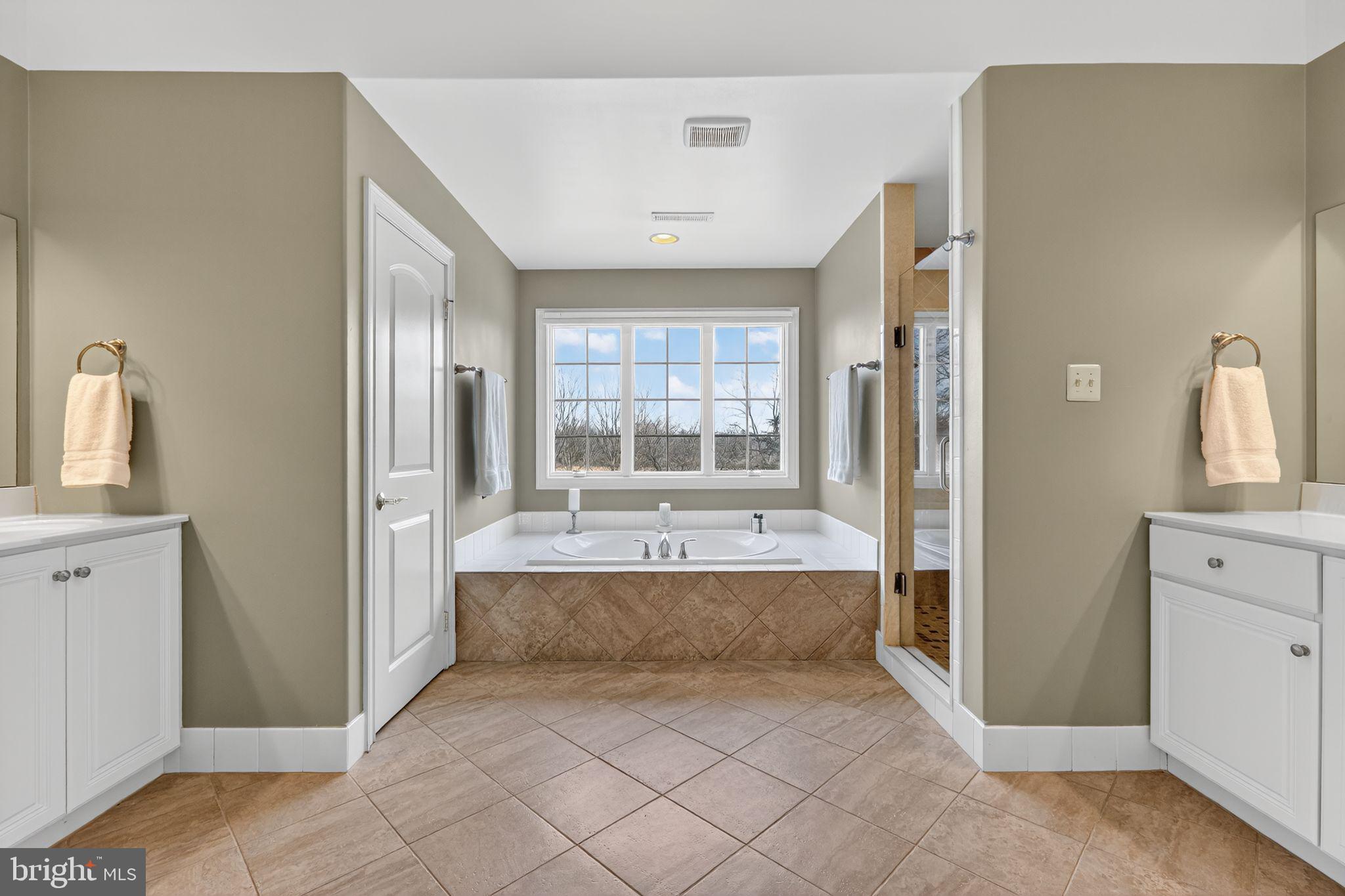 ENCLAVE AT EVANSBURG - Residential