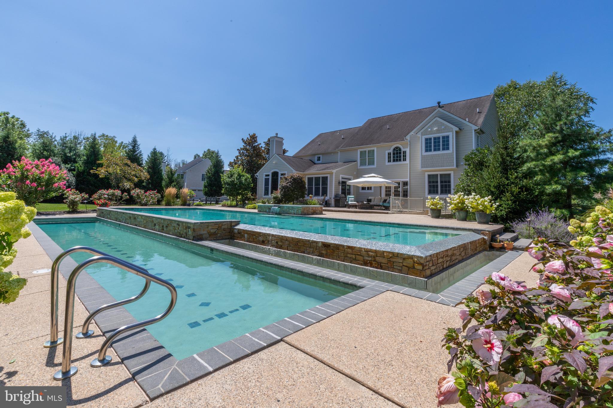 ENCLAVE AT EVANSBURG - Residential