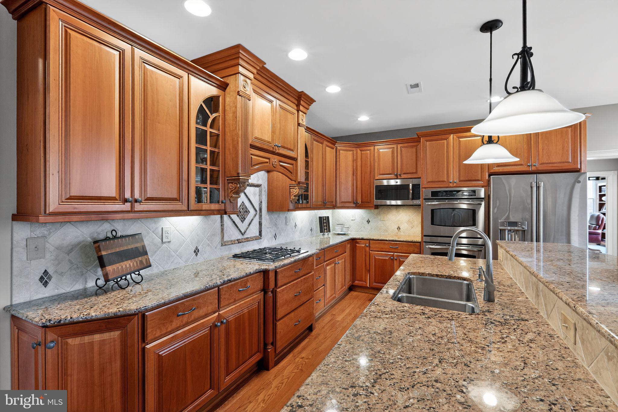 ENCLAVE AT EVANSBURG - Residential