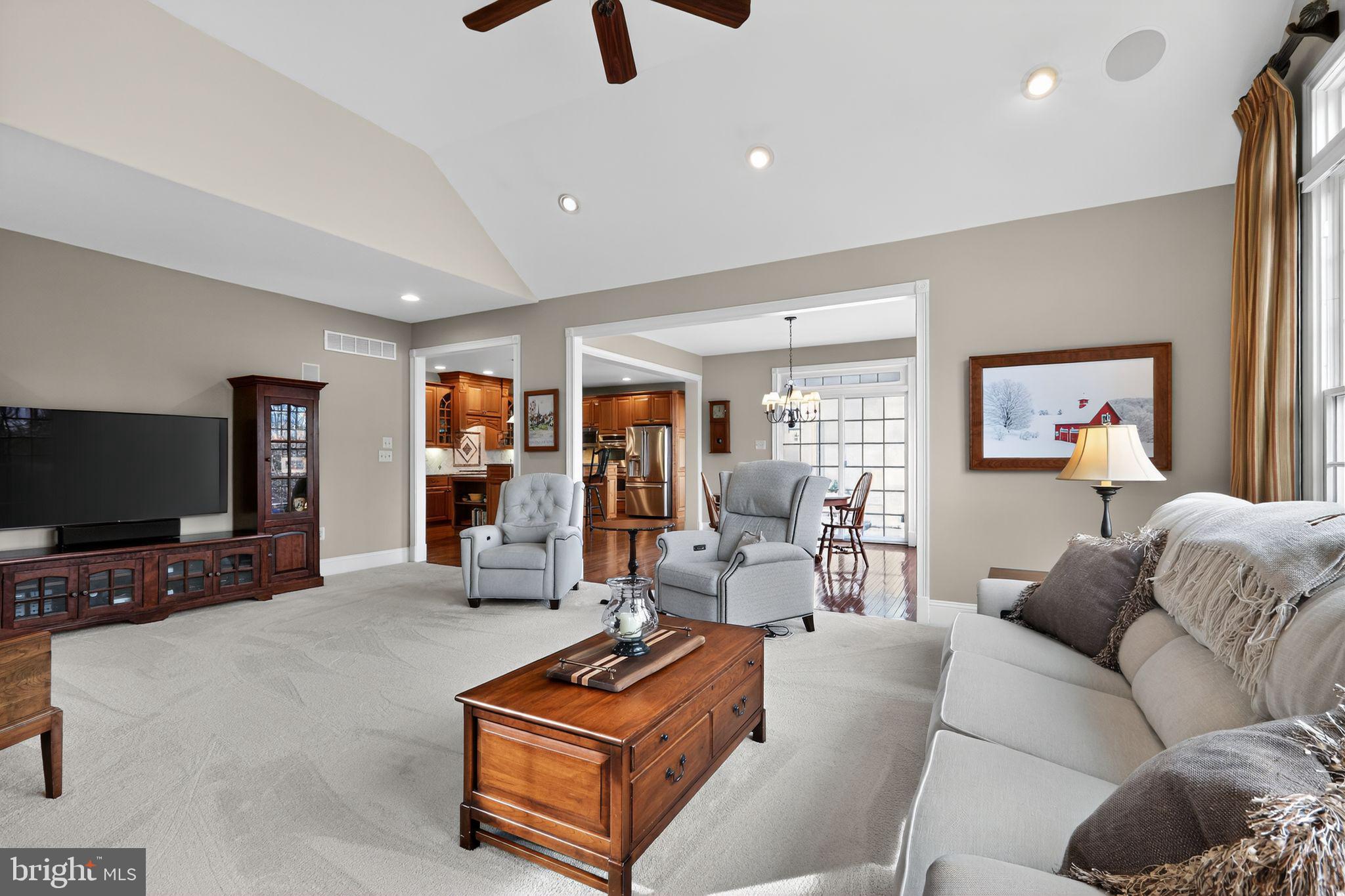 ENCLAVE AT EVANSBURG - Residential