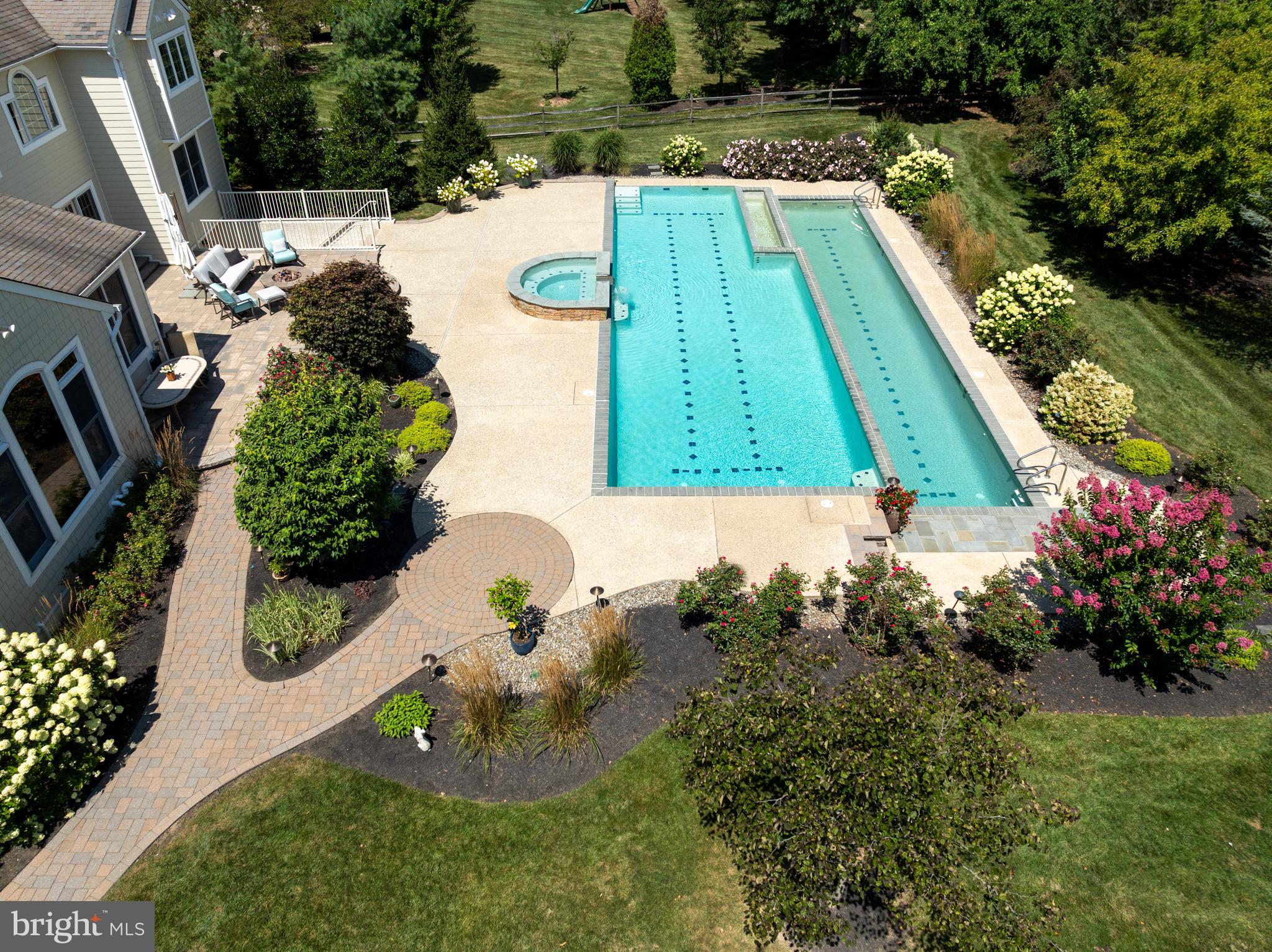 ENCLAVE AT EVANSBURG - Residential