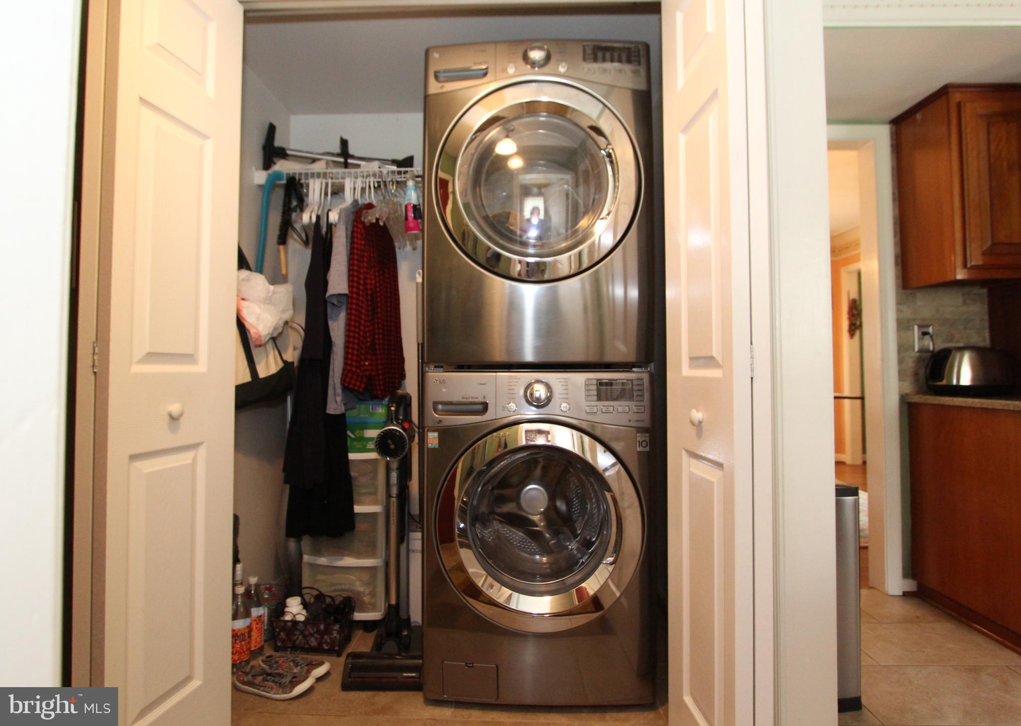 CLOVER HILL III - Residential