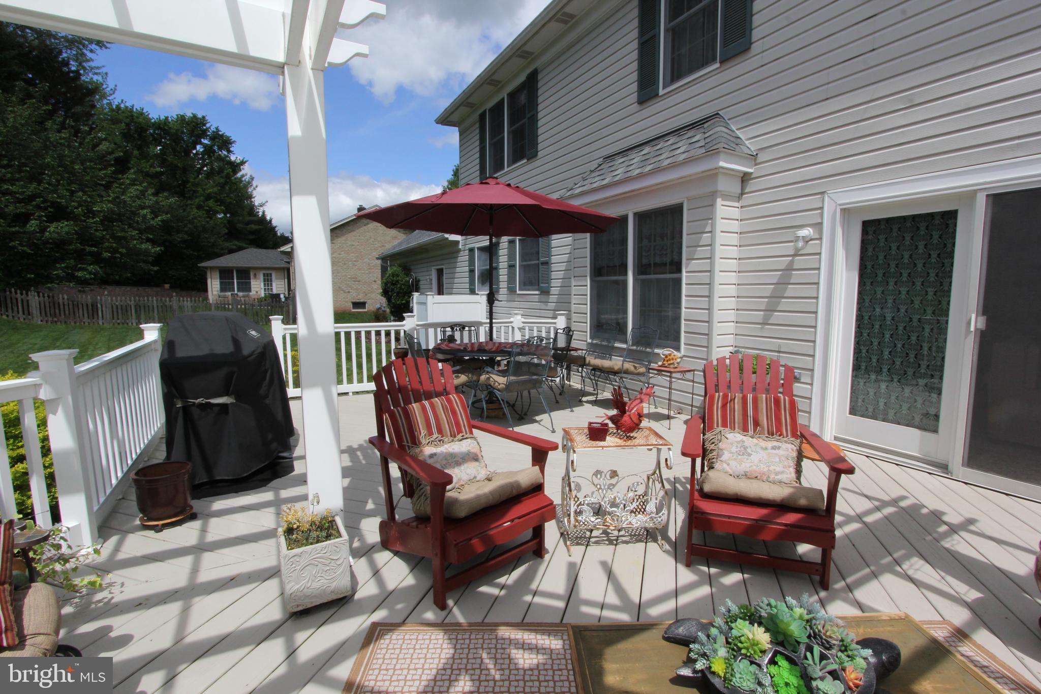 CLOVER HILL III - Residential