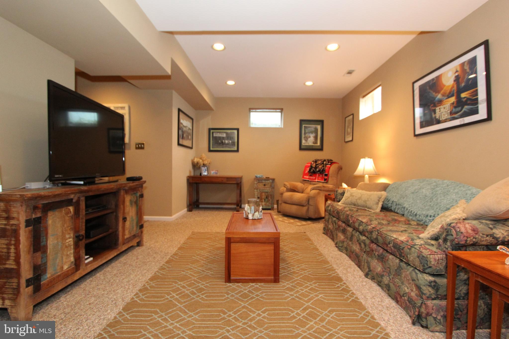 CLOVER HILL III - Residential