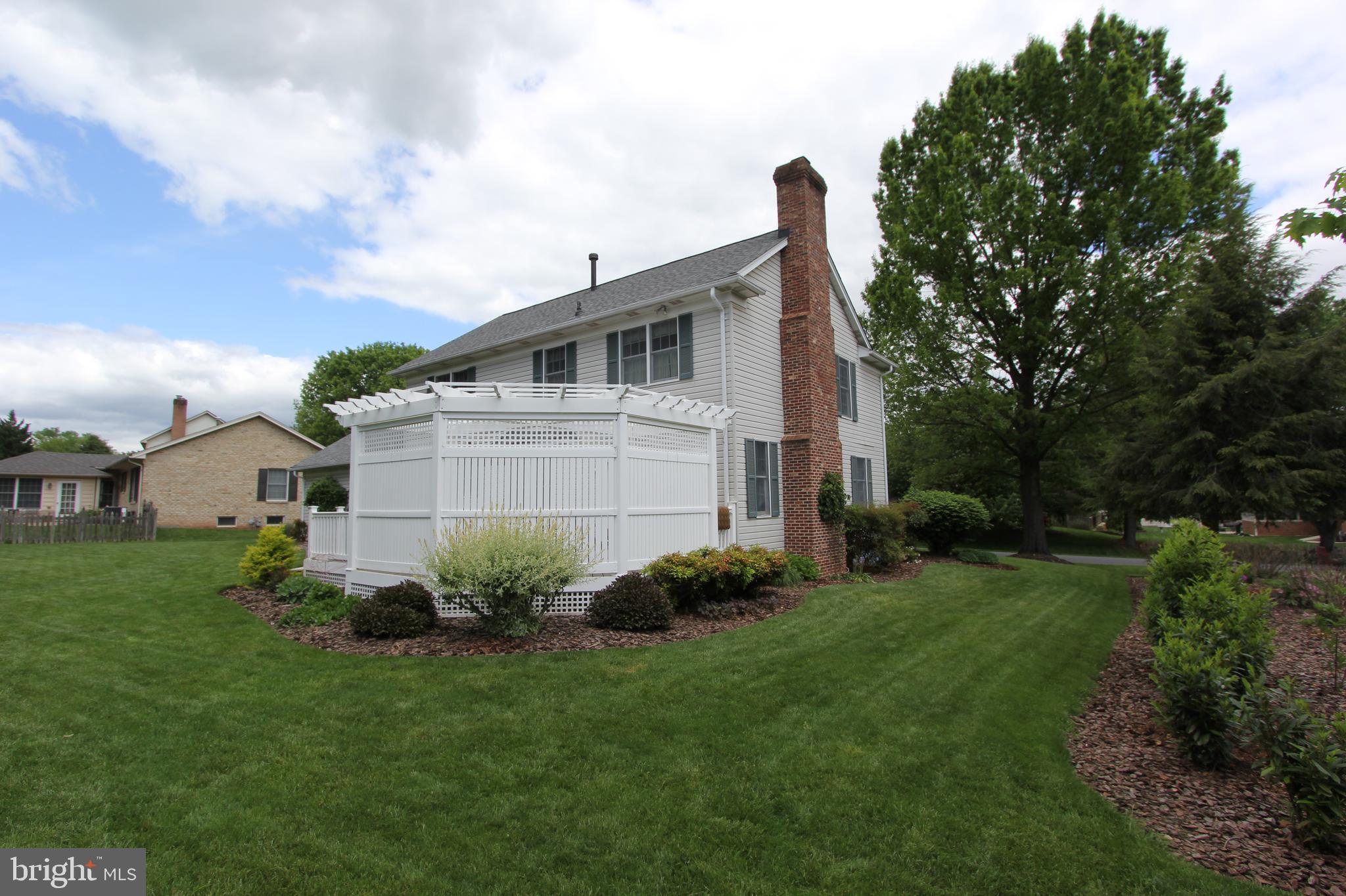 CLOVER HILL III - Residential