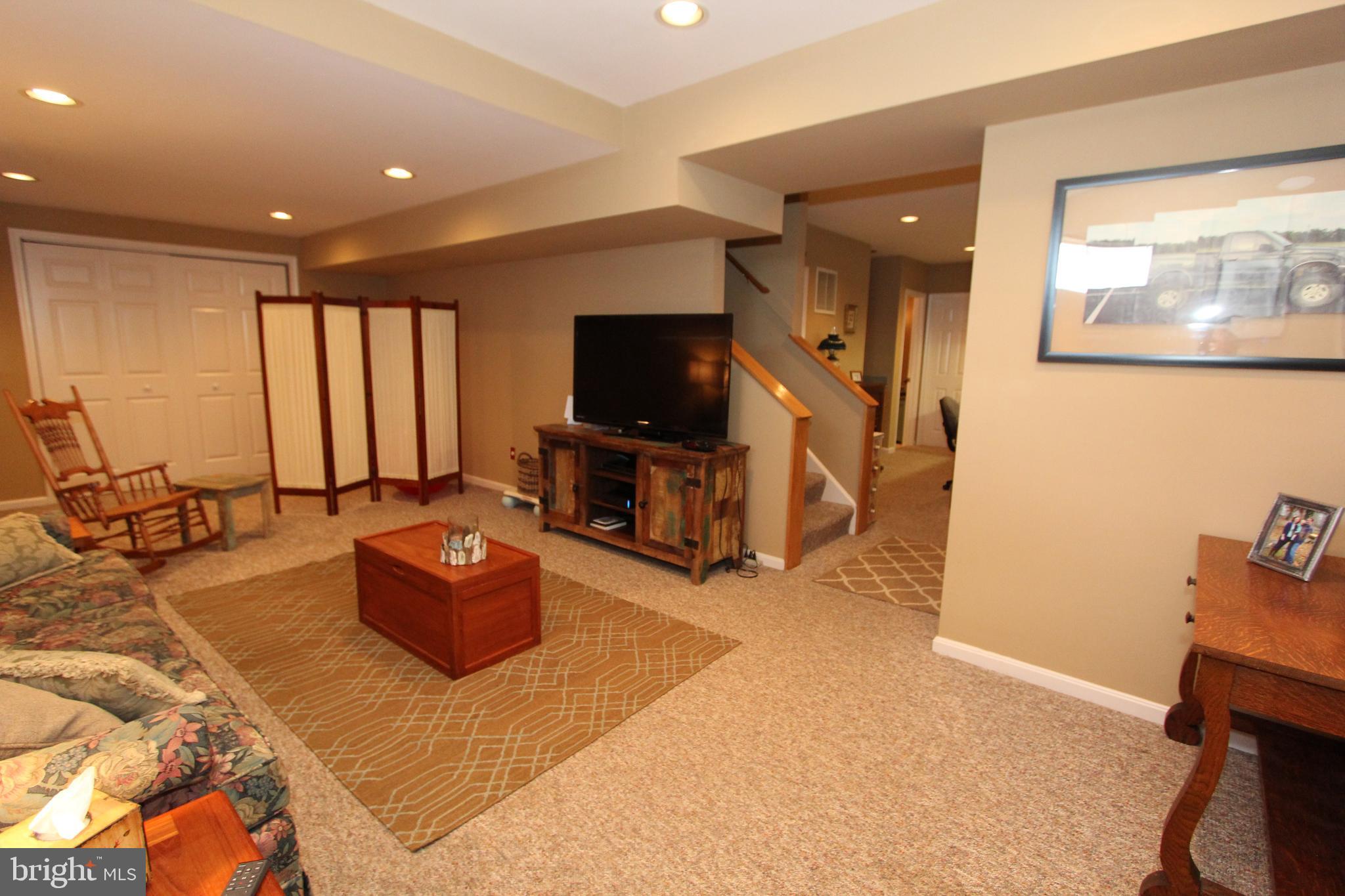 CLOVER HILL III - Residential