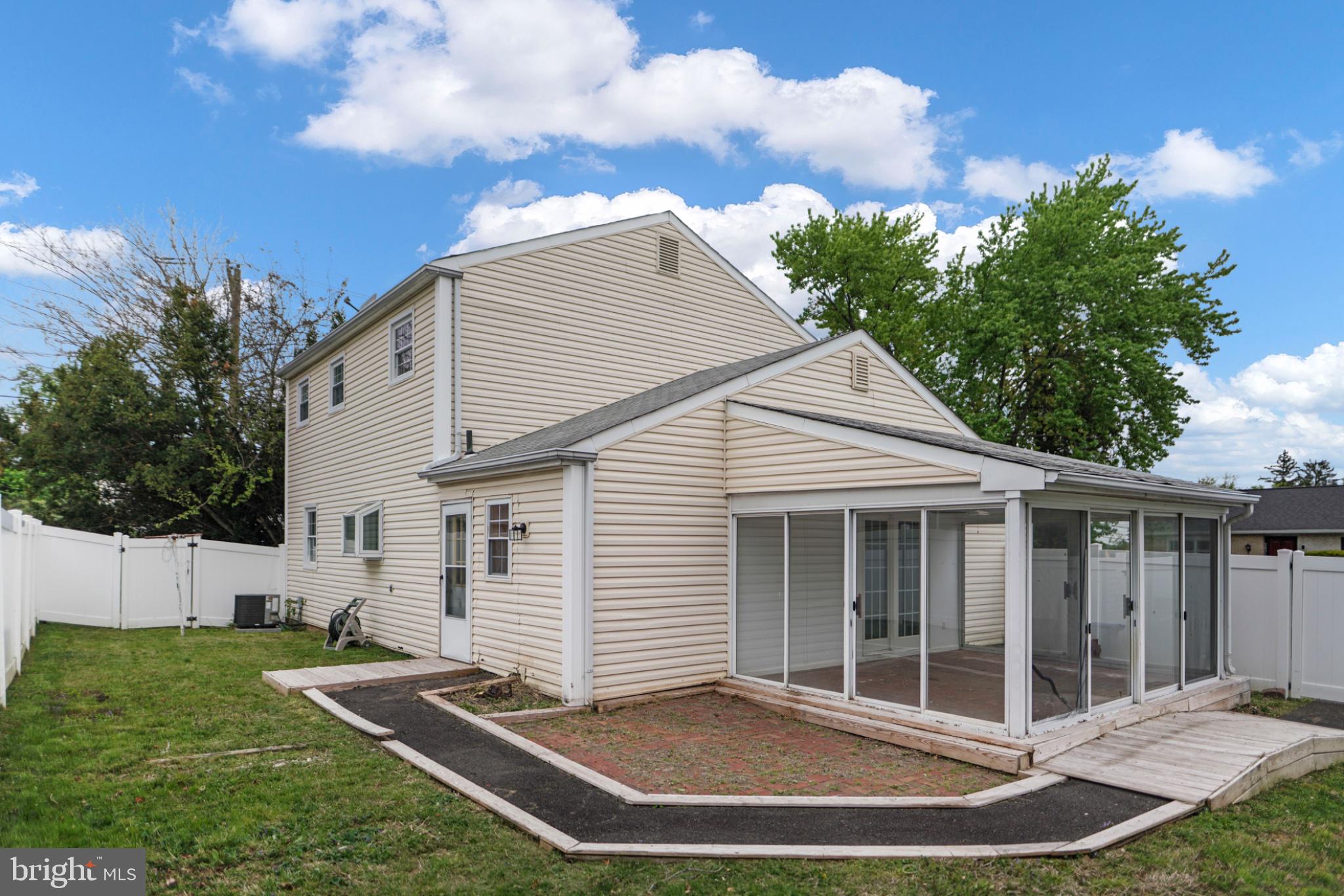 ORCHARD HILL - Residential
