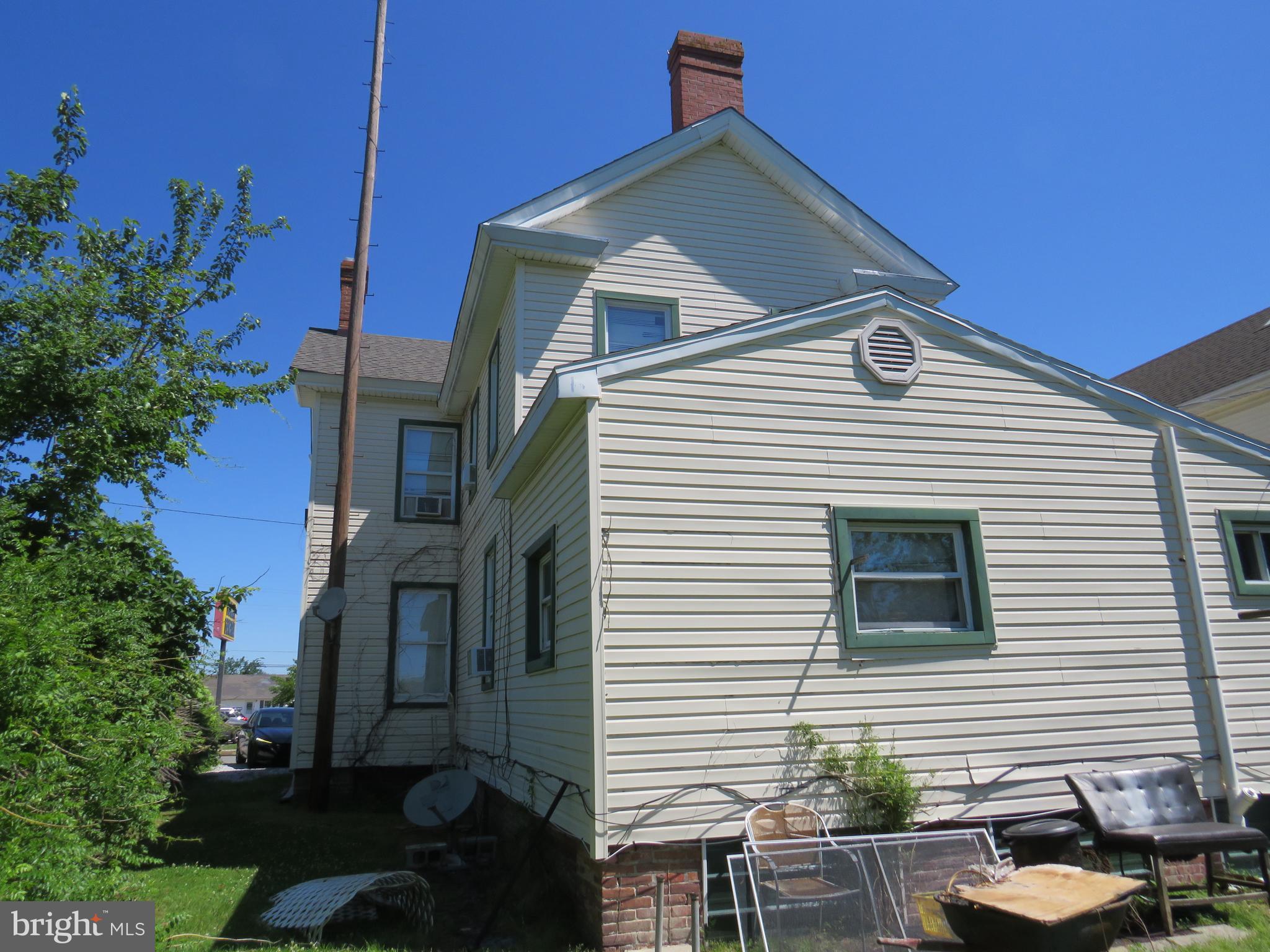 313 W MAIN STREET