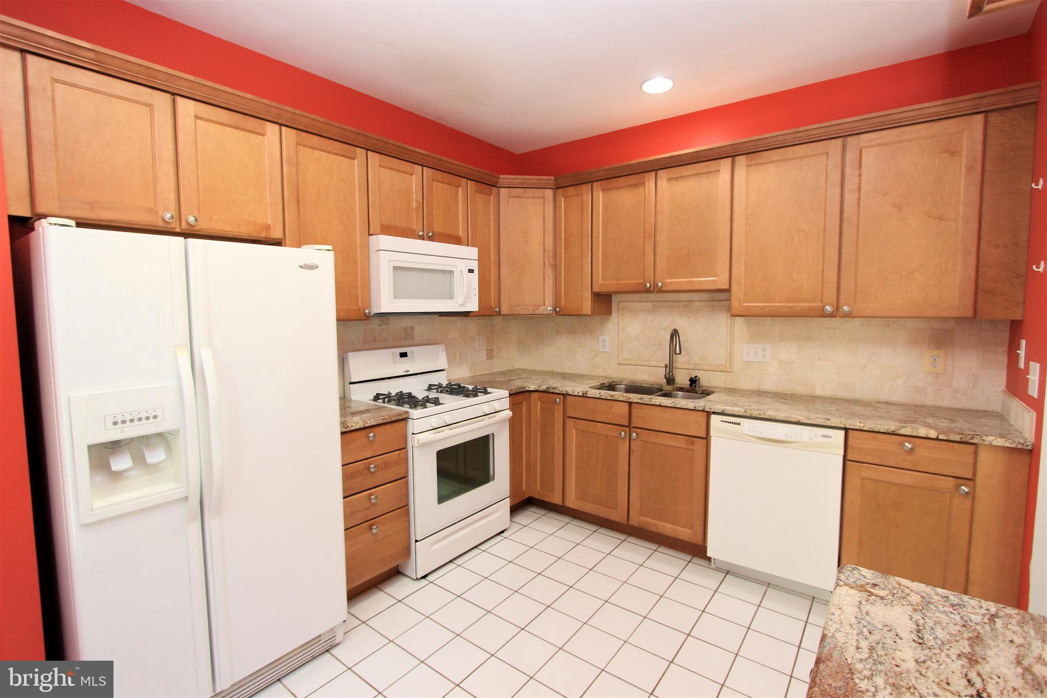 SHADOWBROOK - Residential