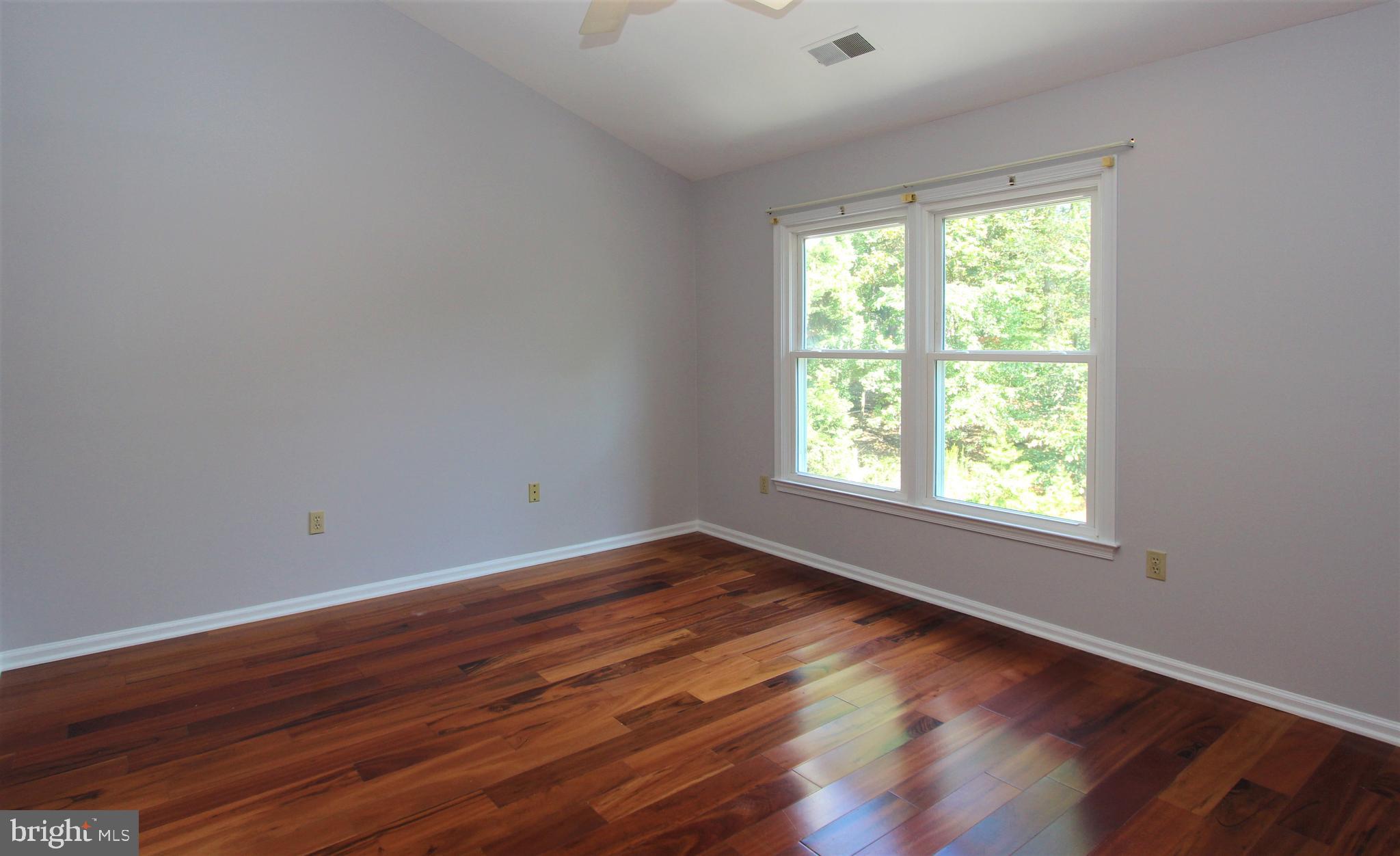 SHADOWBROOK - Residential