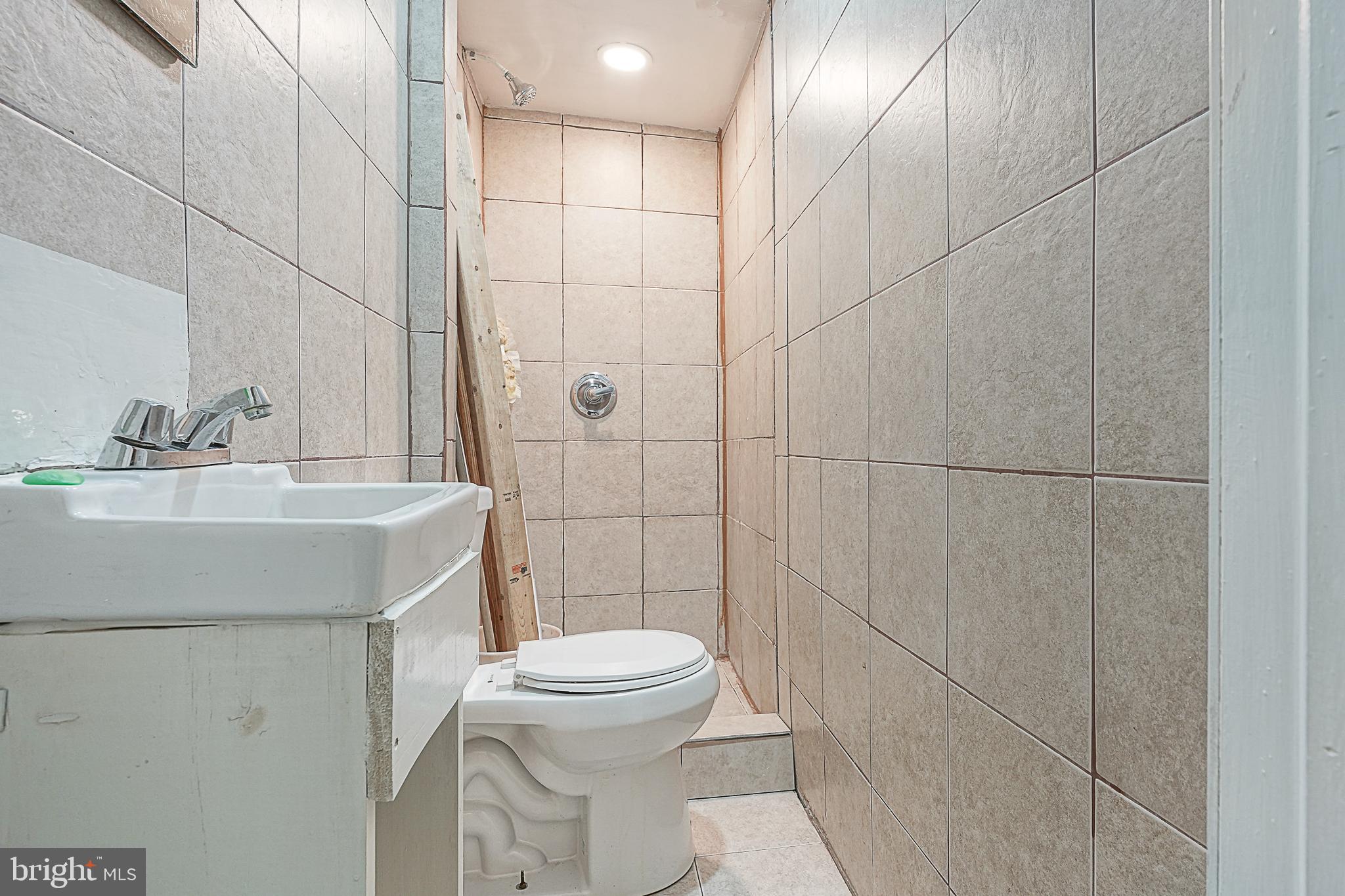 NORRIS SQUARE - Residential