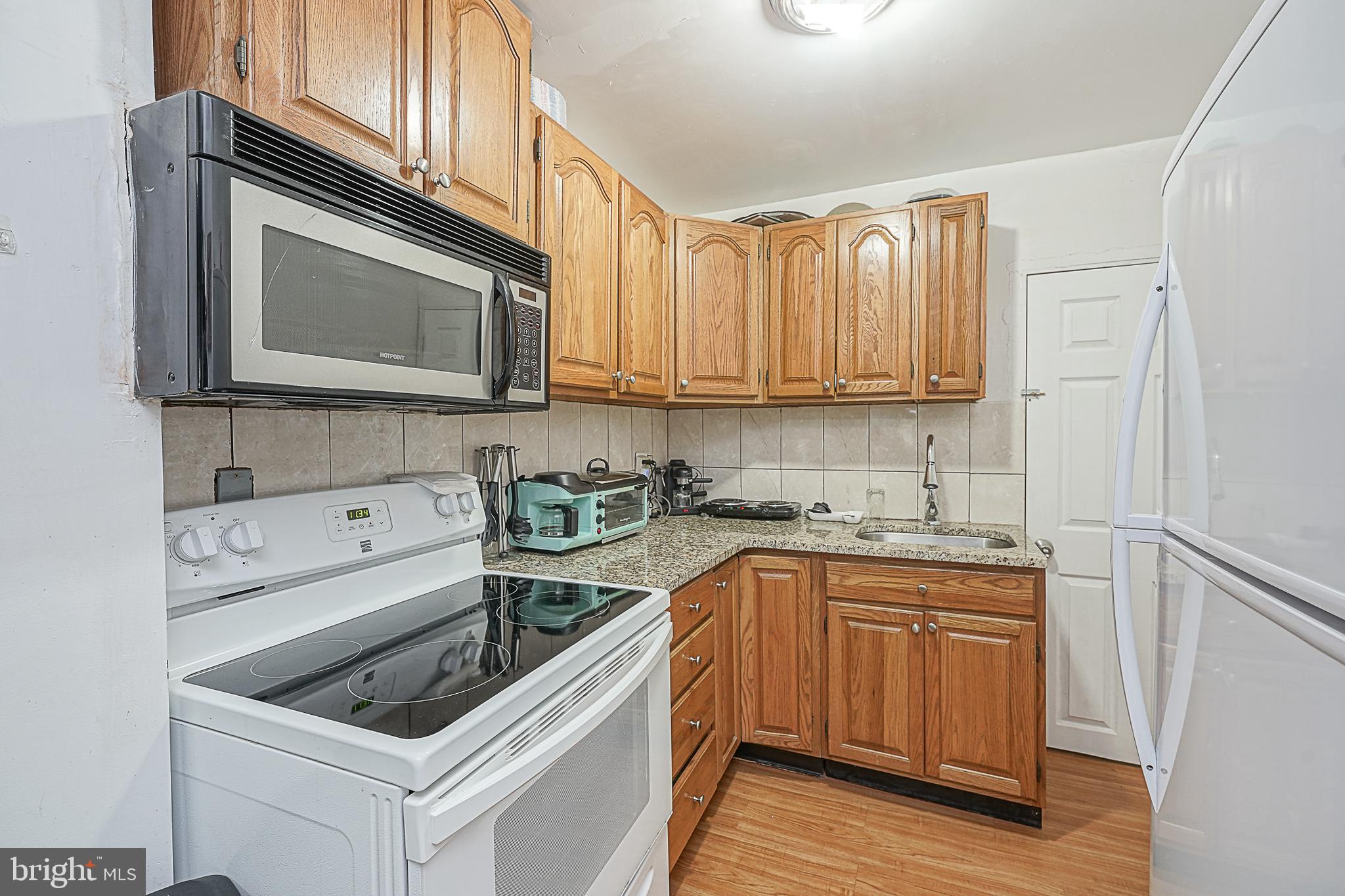 NORRIS SQUARE - Residential