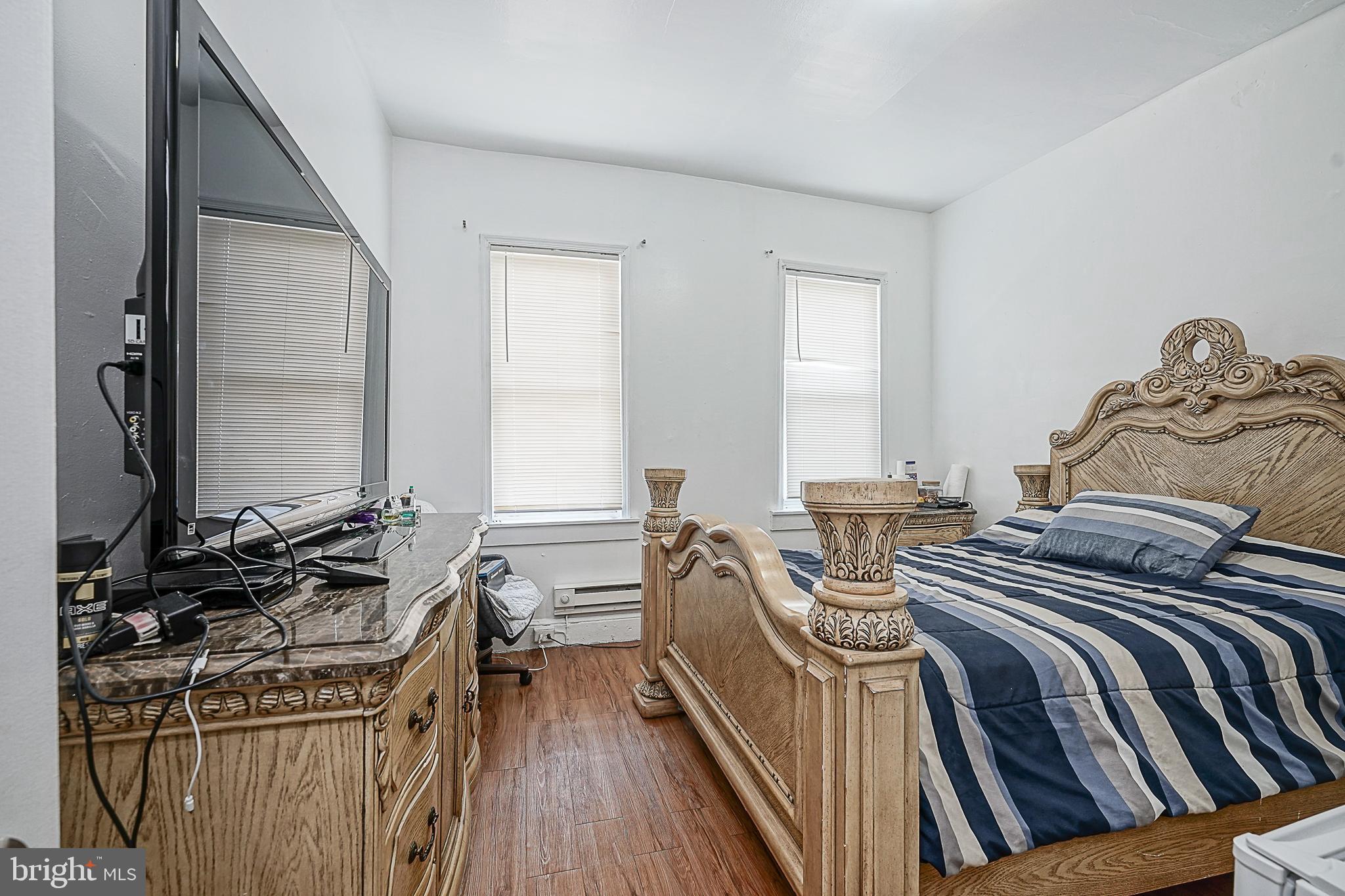 NORRIS SQUARE - Residential