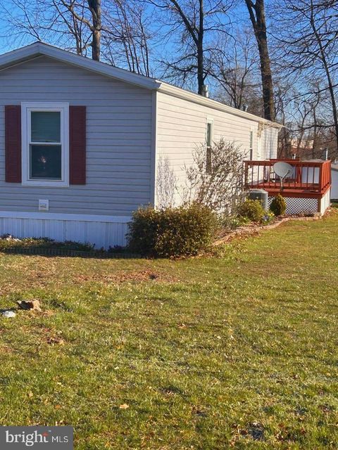 Tiny photo for 20 Spruce Lane, MANCHESTER, PA 17345 (MLS # PAYK2096798)