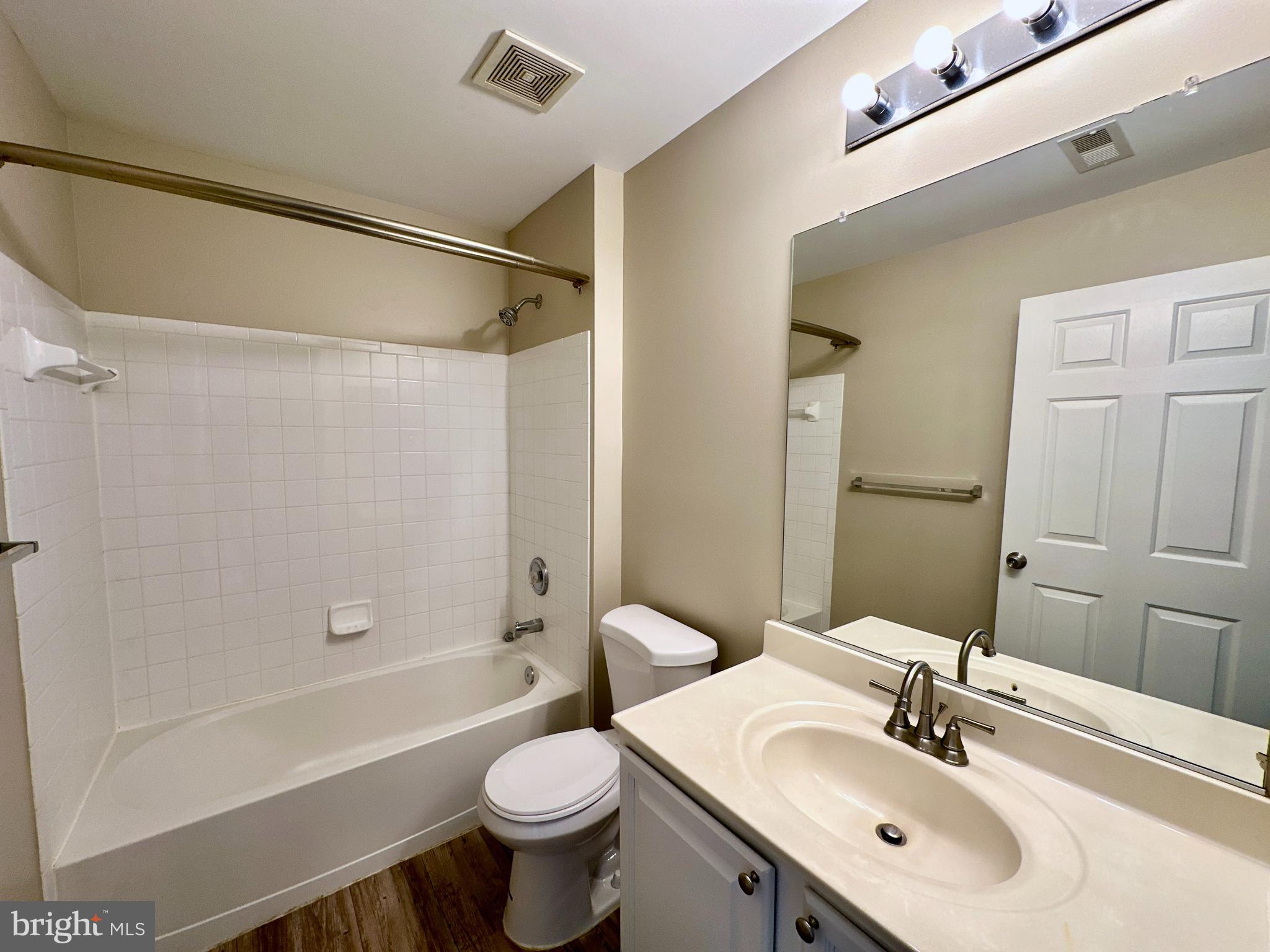 ENCLAVE AT SEVEN OAKS - Residential