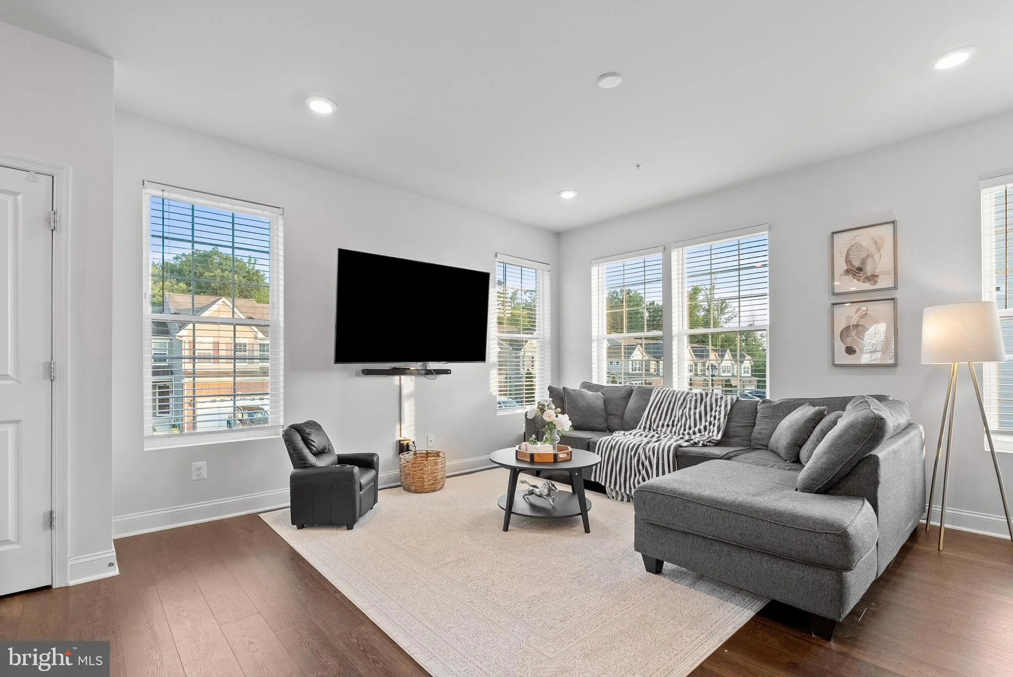 Aberdeen, Maryland 21001, United States, 3 Bedrooms Bedrooms, ,4 BathroomsBathrooms,Residential,Pending,179794