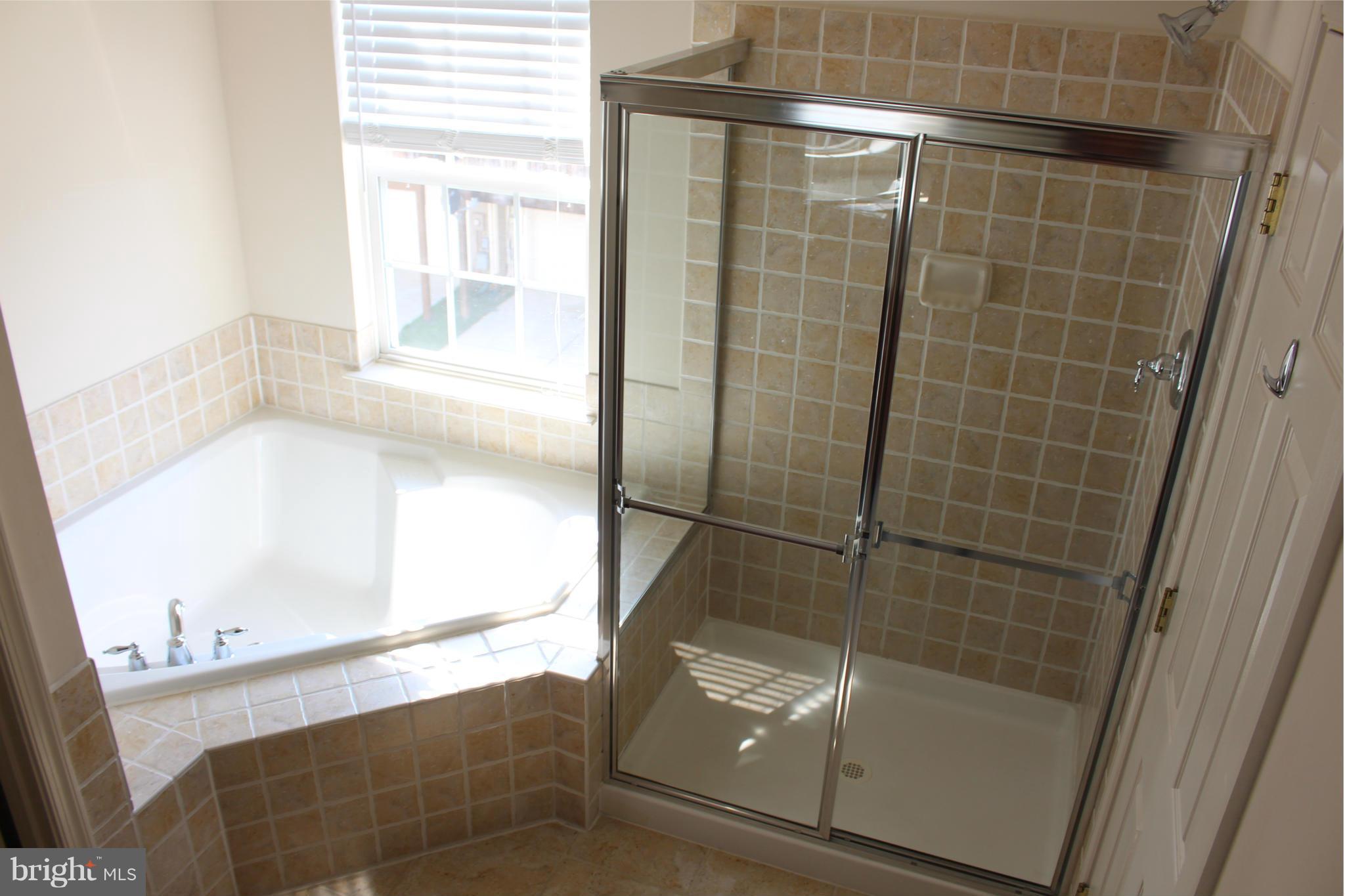 VILLAGE OF IDLEWILD - Residential Lease