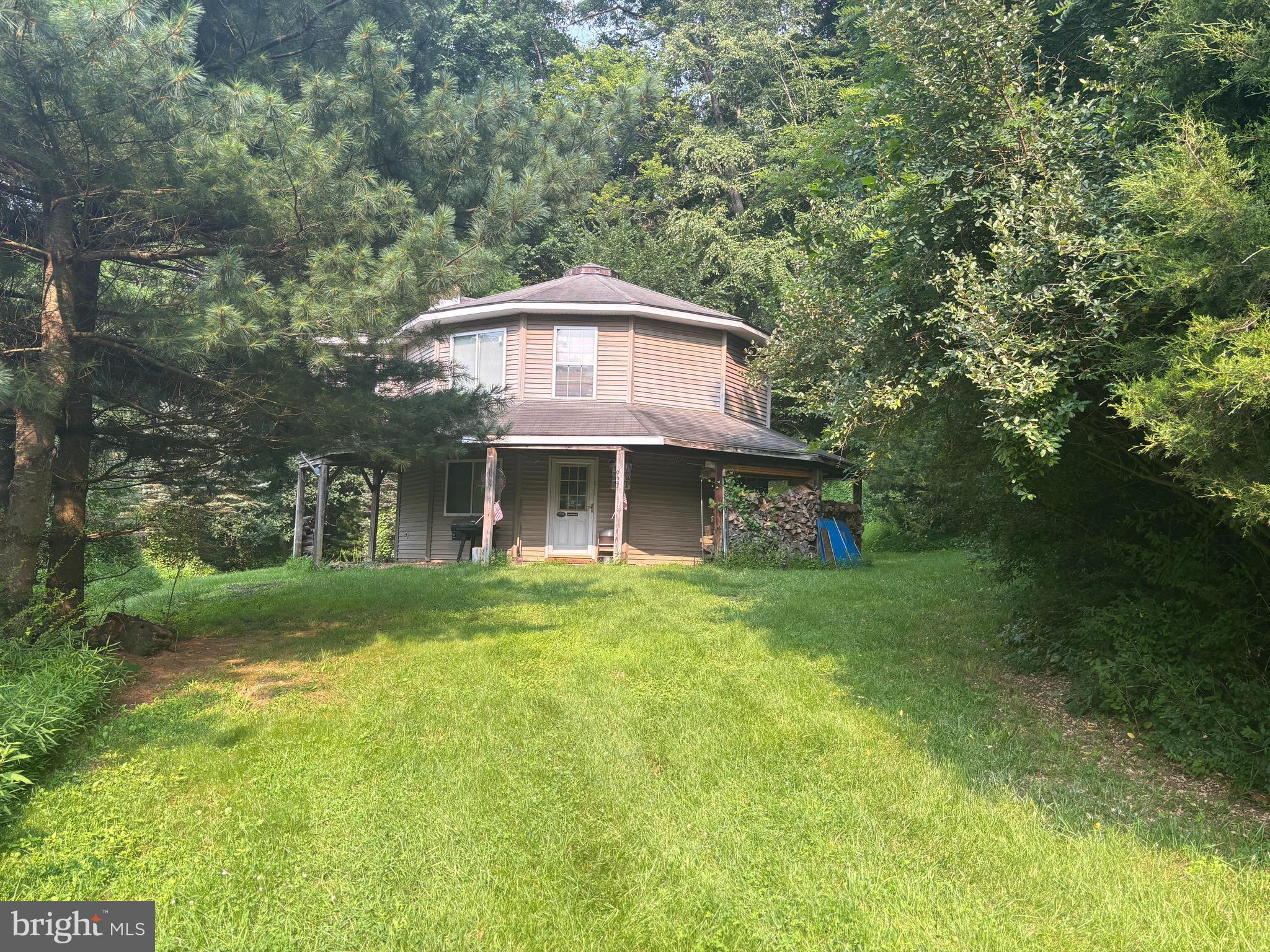 937 WILDLIFE DRIVE