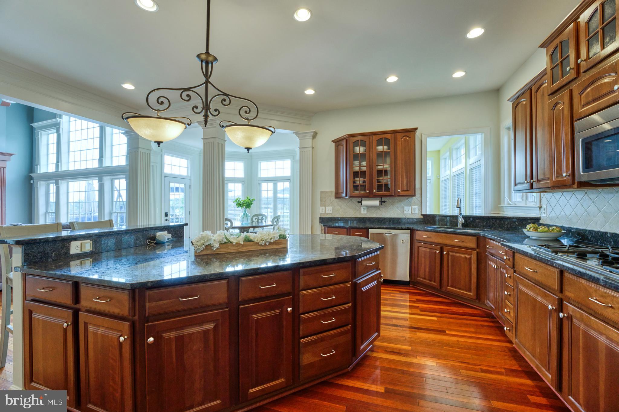 HIGHLANDS - Residential