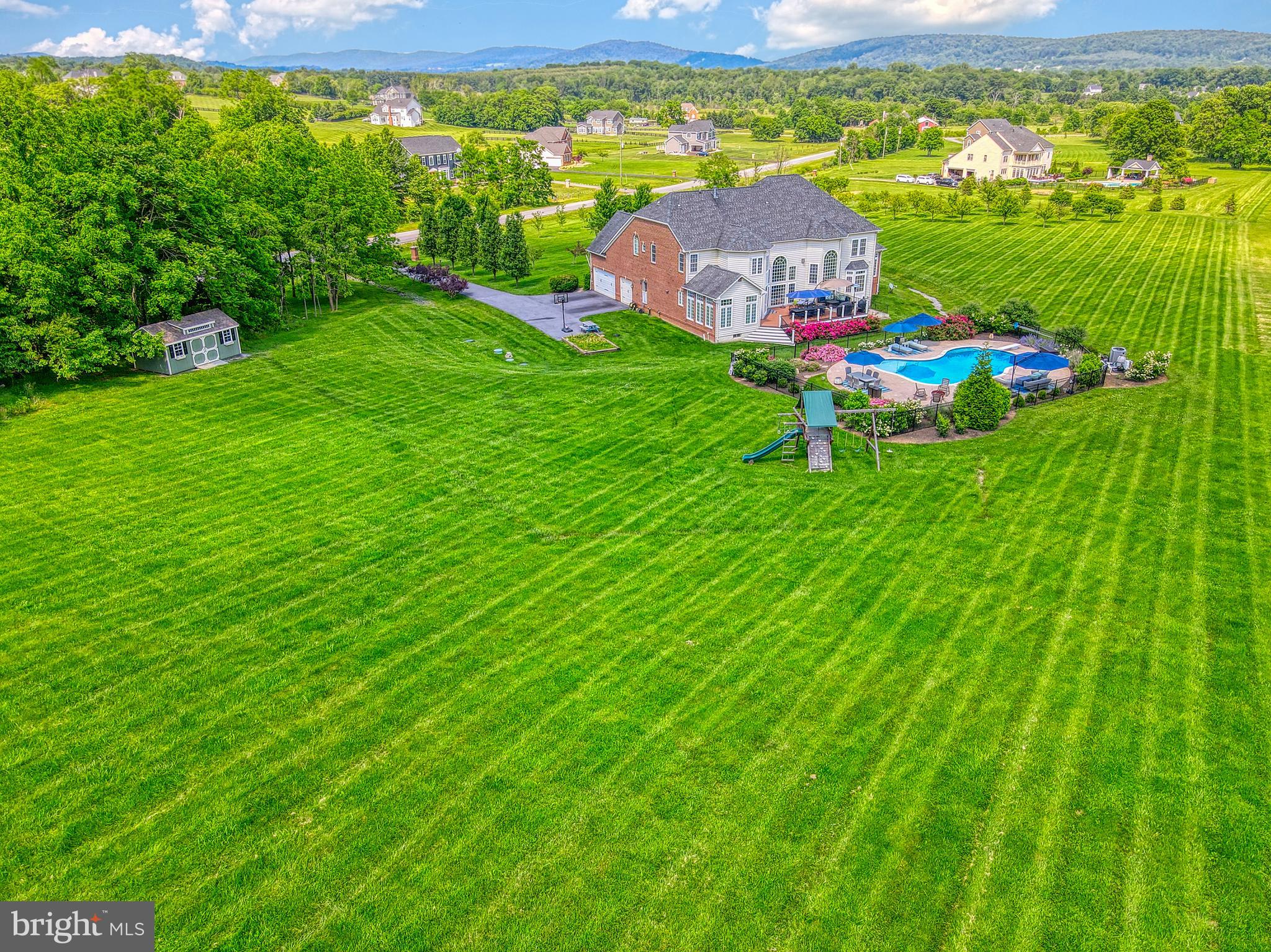 HIGHLANDS - Residential