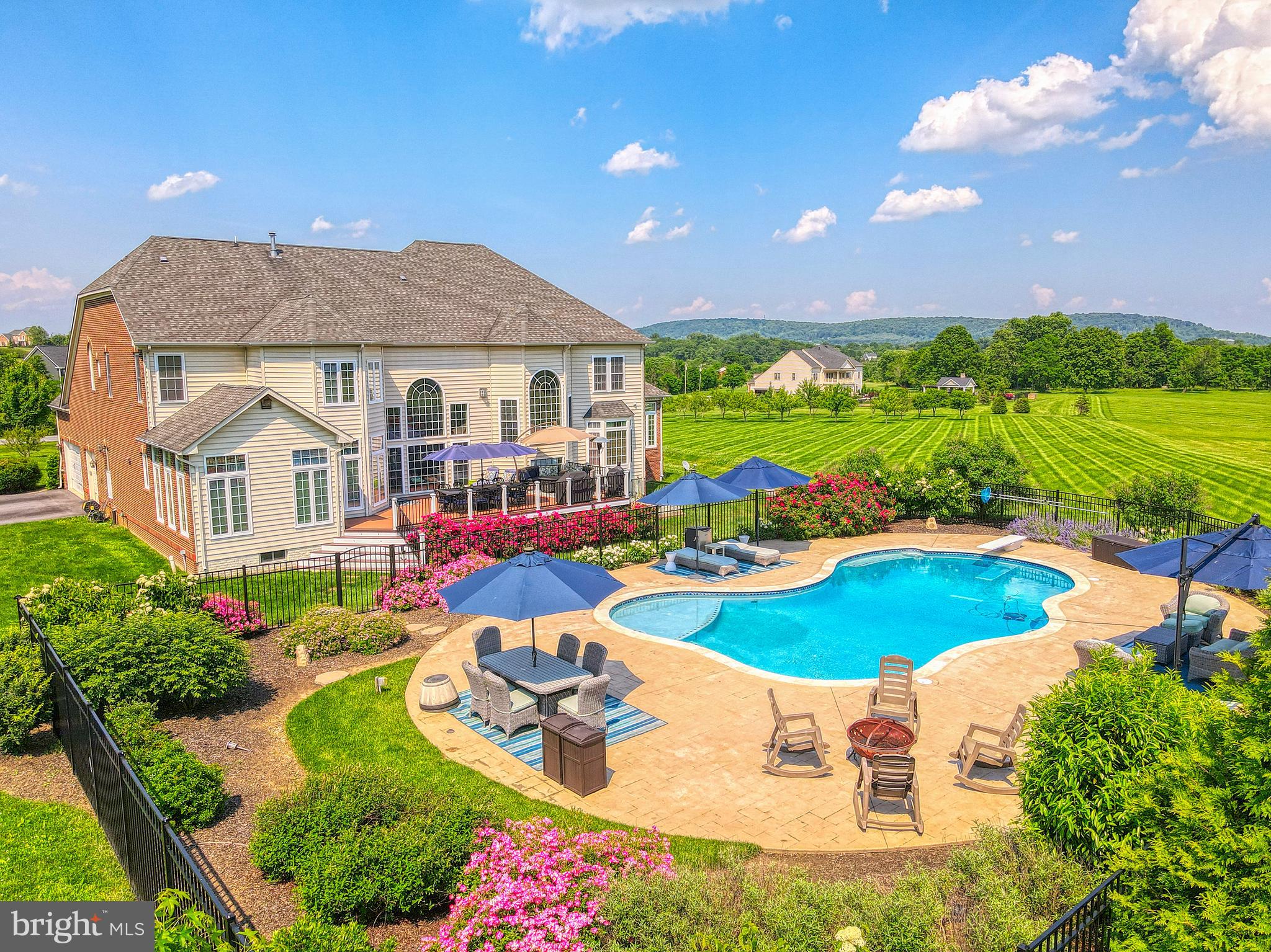 HIGHLANDS - Residential