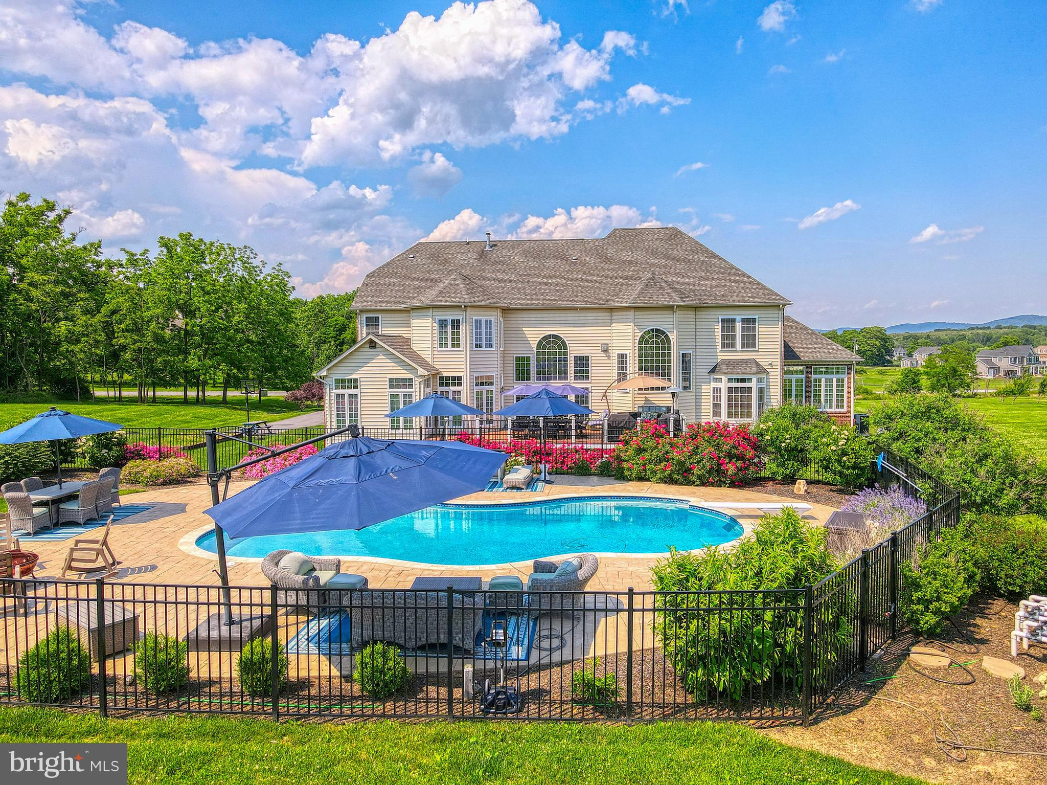 HIGHLANDS - Residential