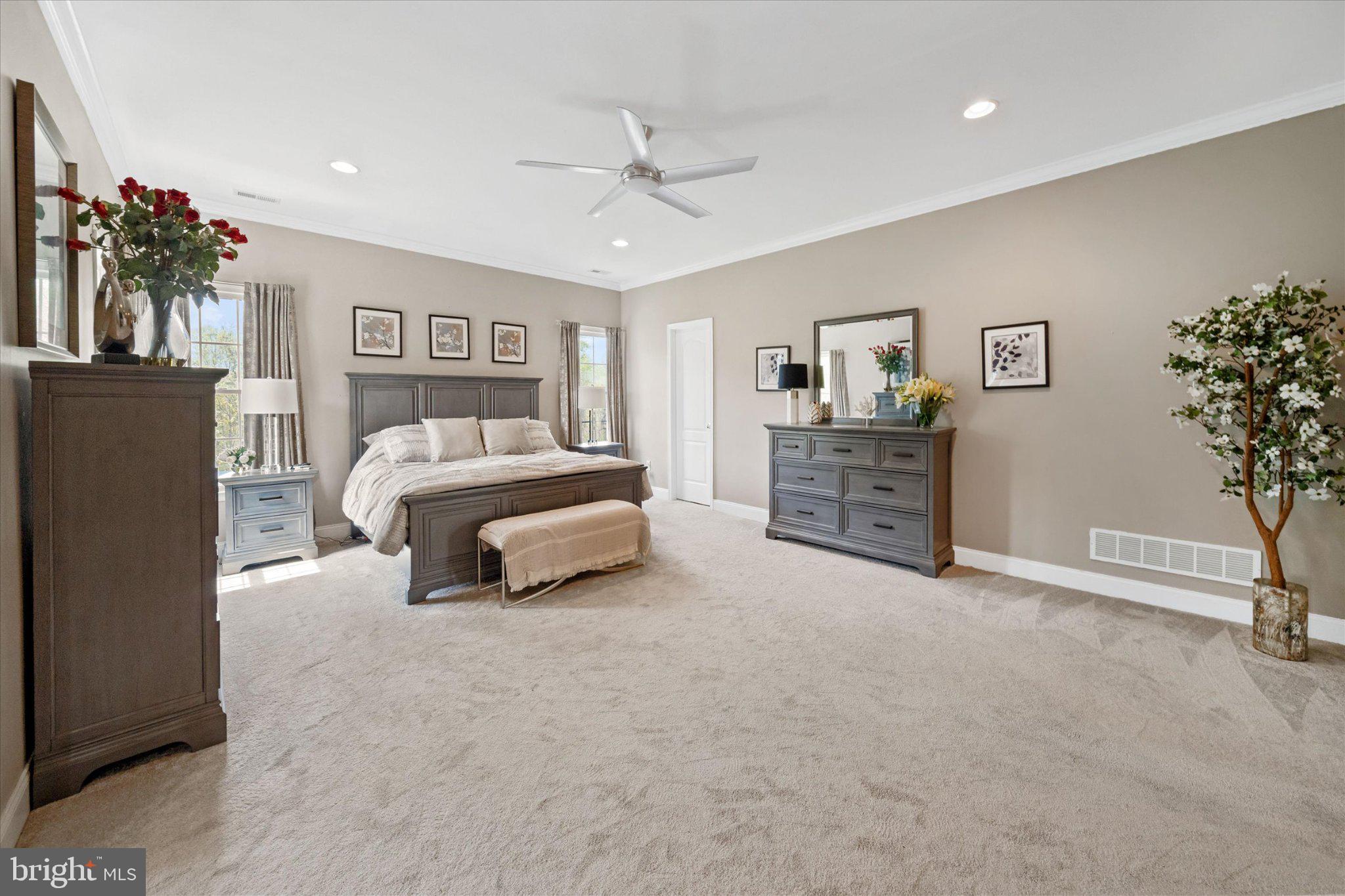 RED LION CHASE - Residential