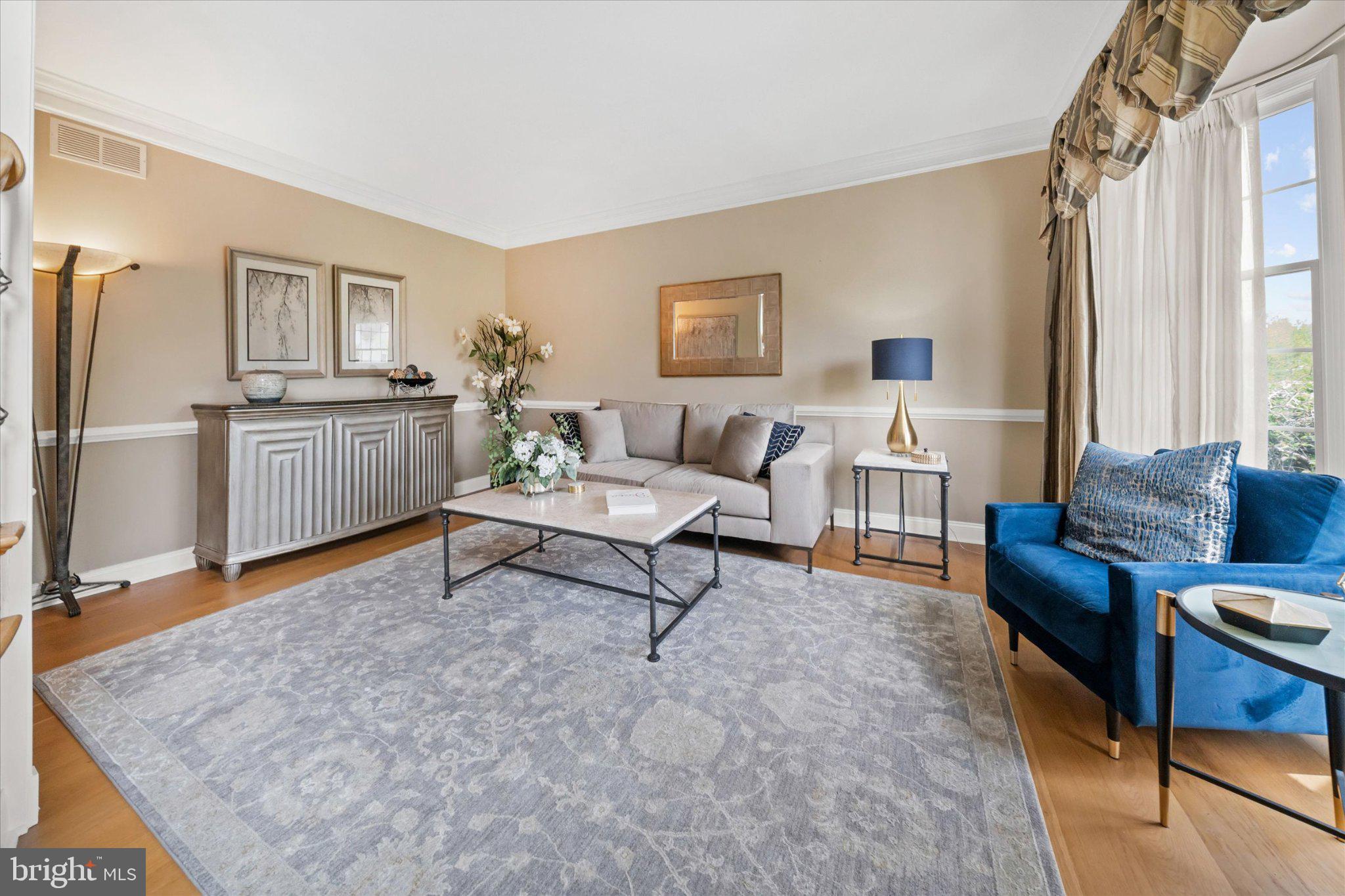 RED LION CHASE - Residential