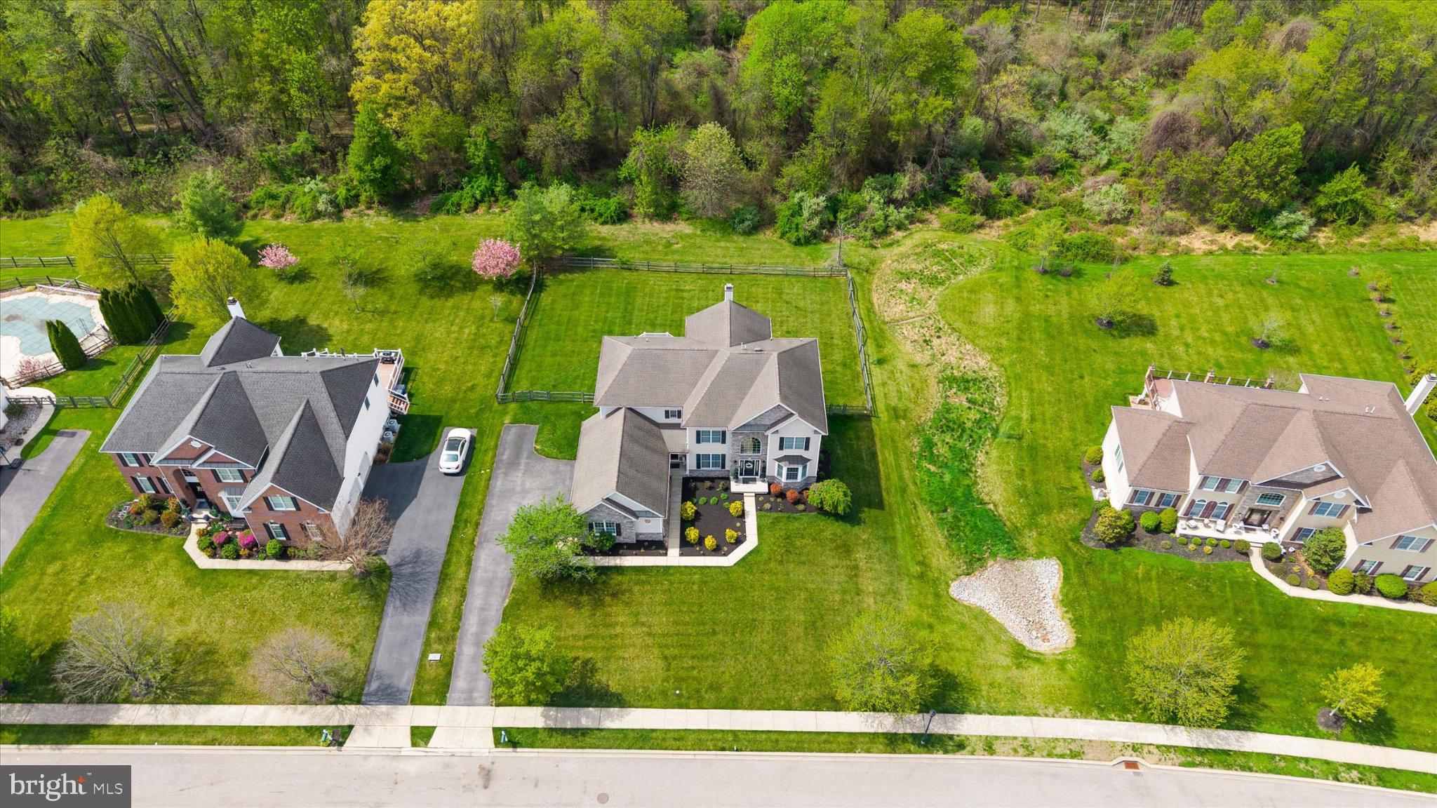 RED LION CHASE - Residential