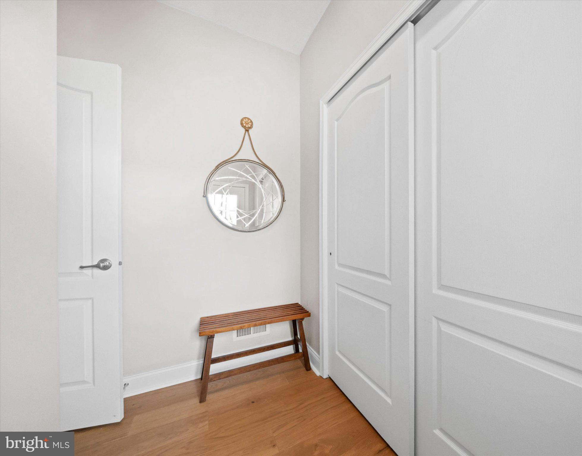 RED LION CHASE - Residential