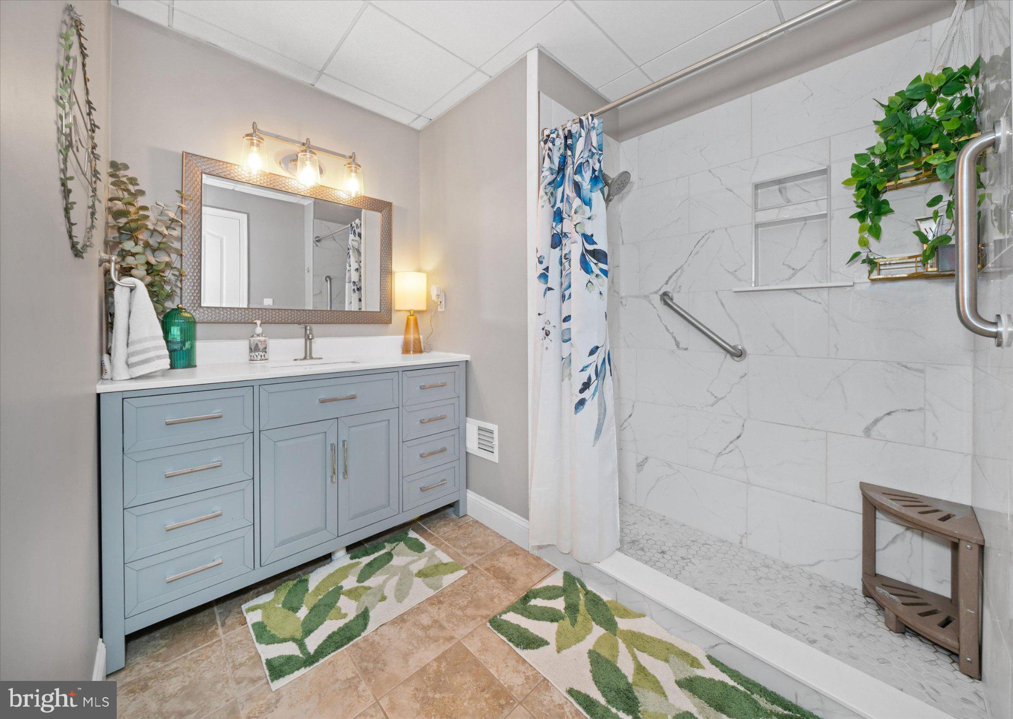 RED LION CHASE - Residential