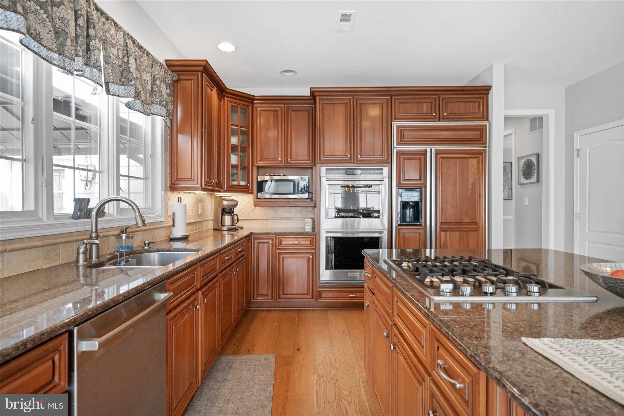 RED LION CHASE - Residential