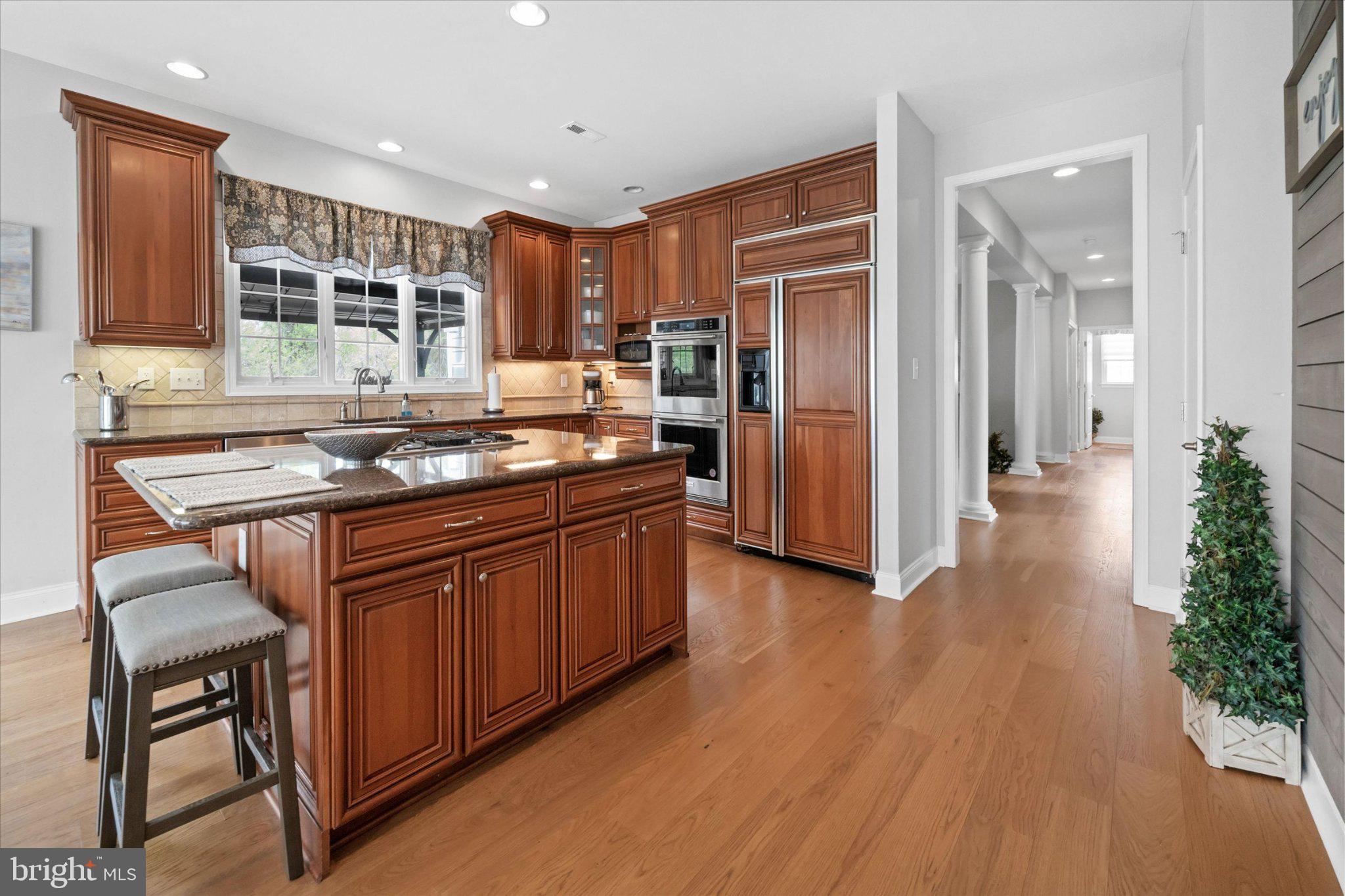 RED LION CHASE - Residential