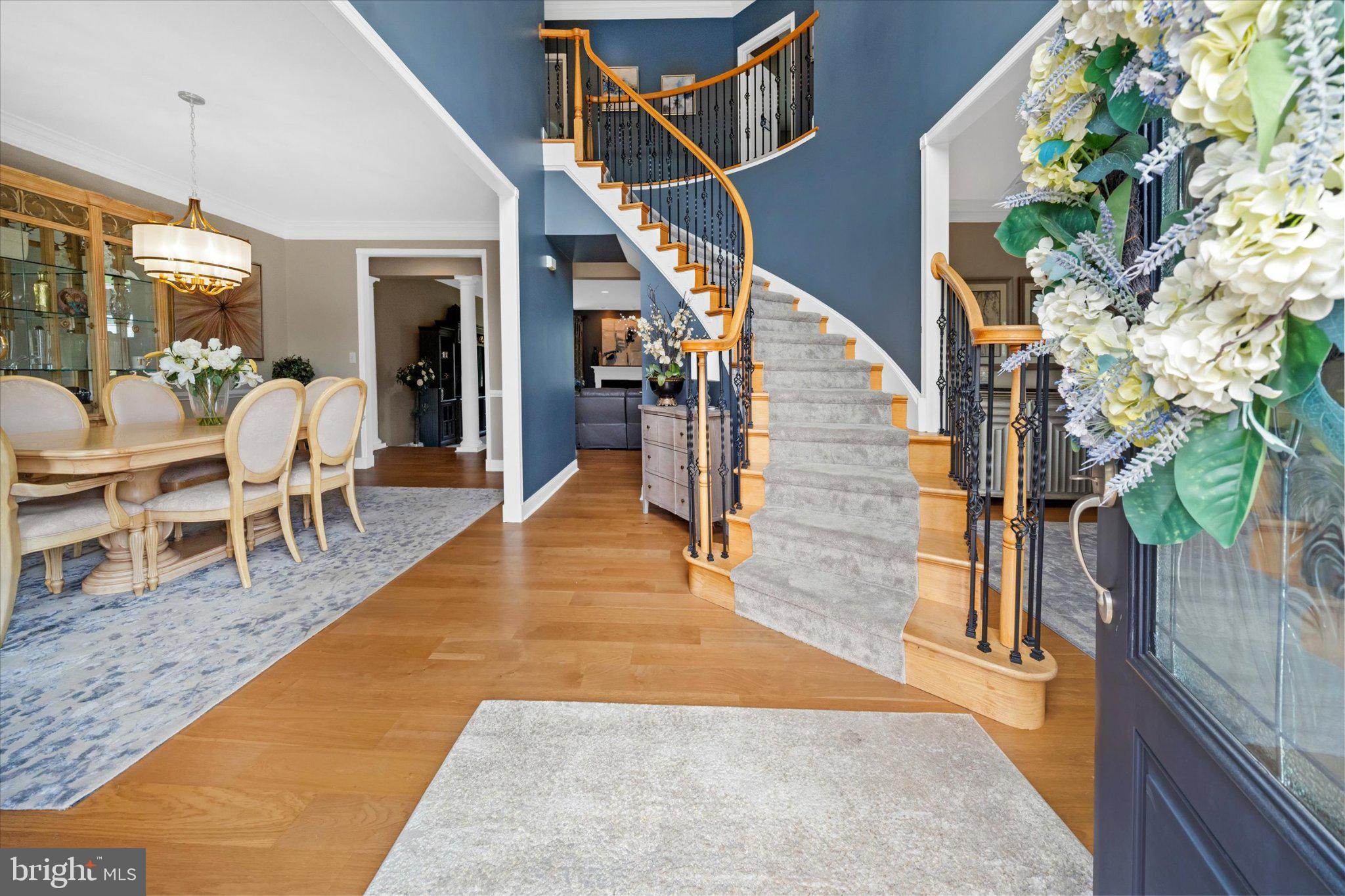 RED LION CHASE - Residential