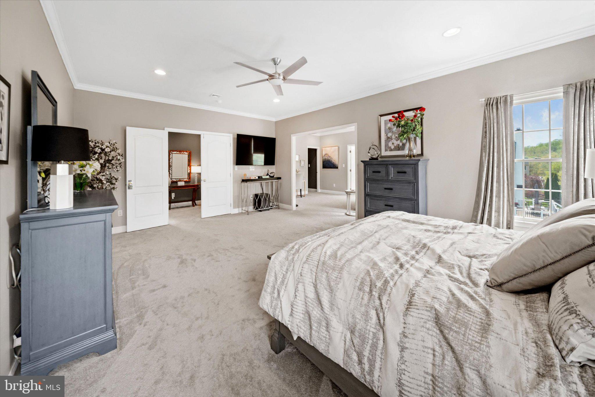 RED LION CHASE - Residential