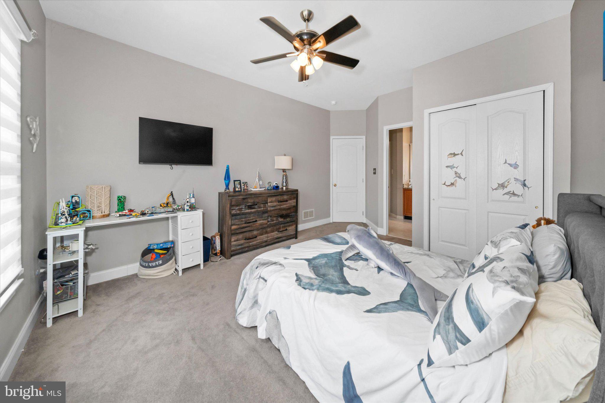 RED LION CHASE - Residential