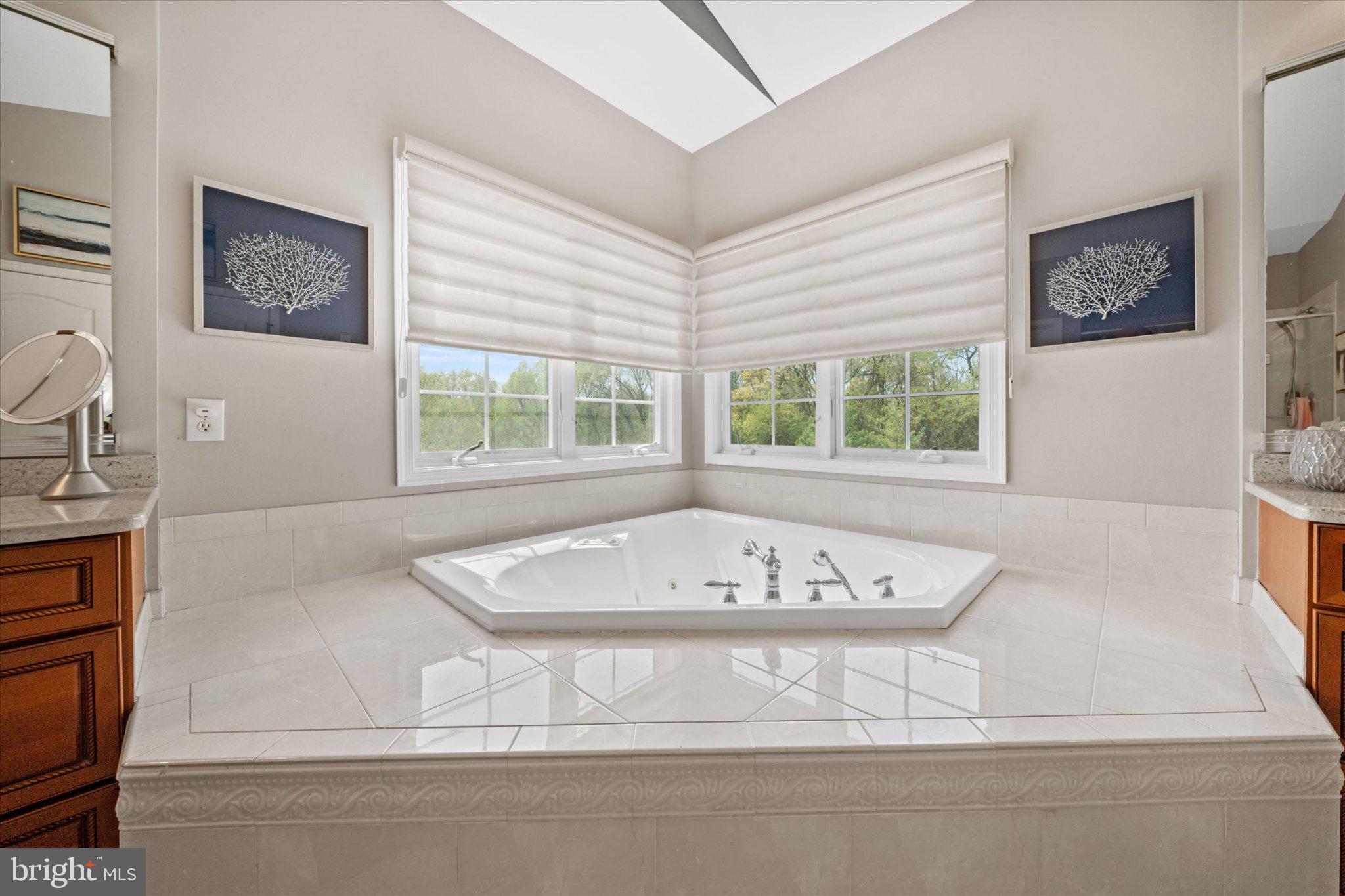 RED LION CHASE - Residential