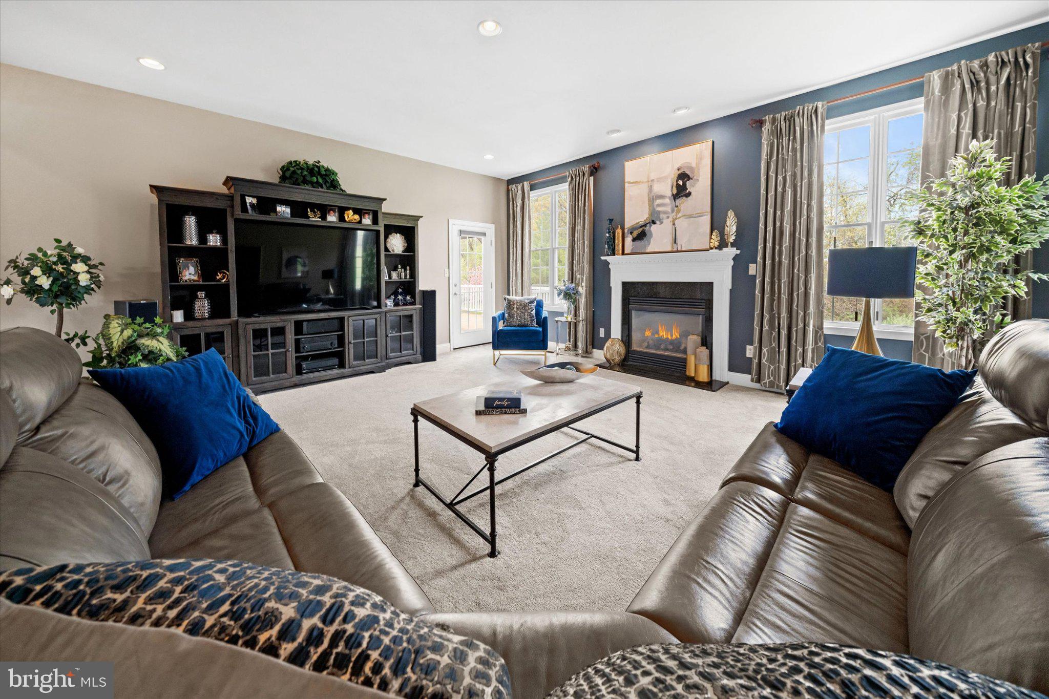 RED LION CHASE - Residential